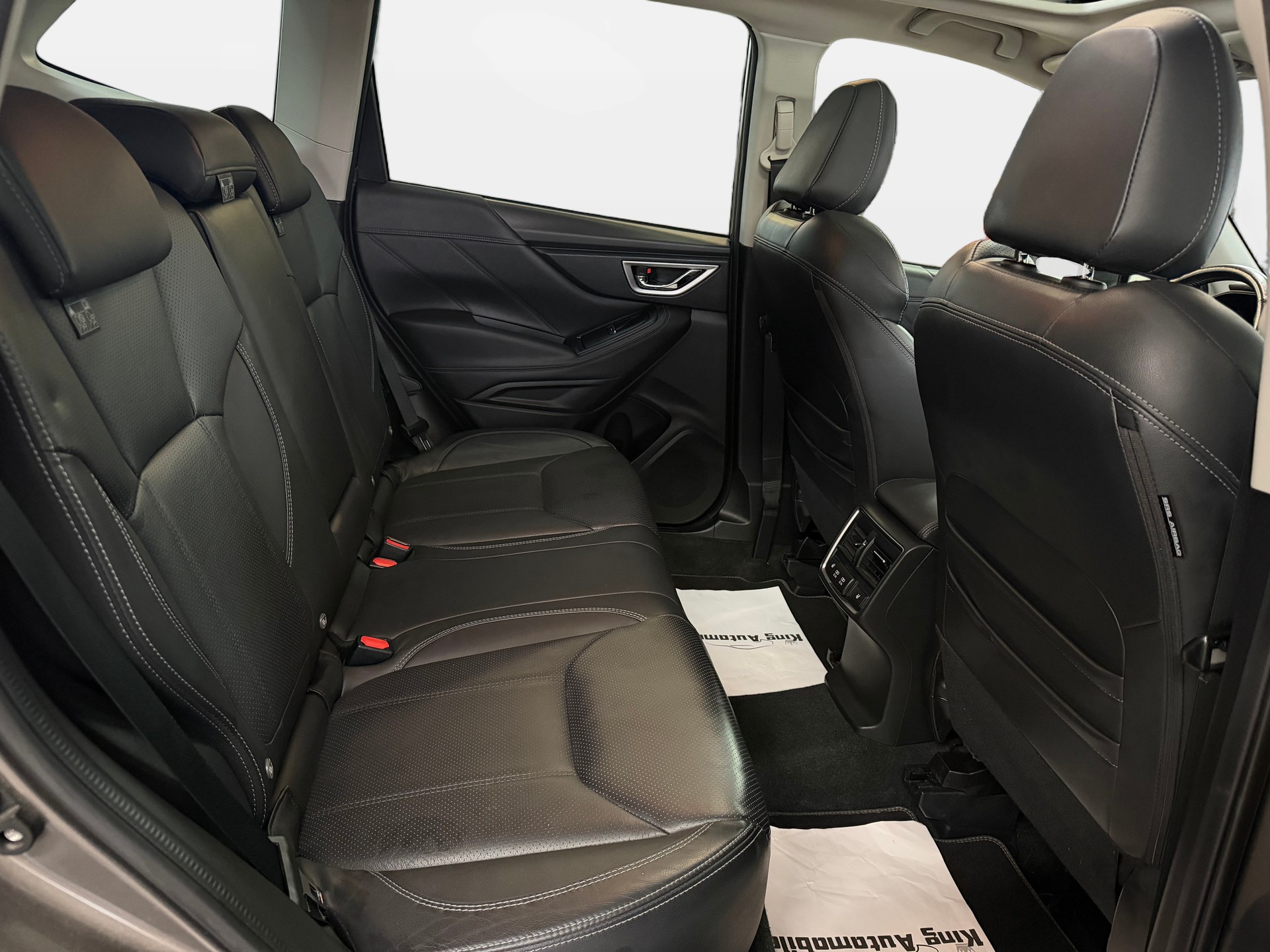 SUBARU Forester 2.0i e-Boxer Luxury Lineartronic | CH-Auto | Frisch MFK | AHK 1870kg. | Eyesight Fahrassistenzsystem-image-9