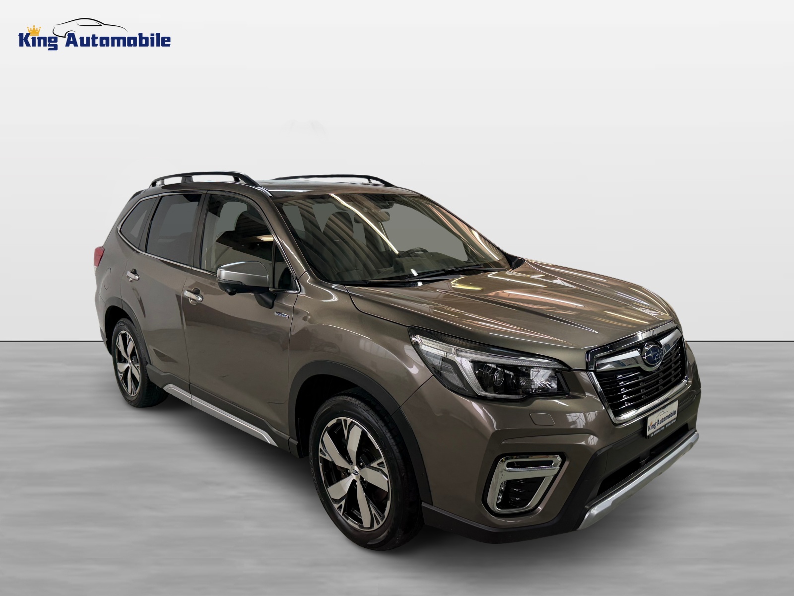 SUBARU Forester 2.0i e-Boxer Luxury Lineartronic | CH-Auto | Frisch MFK | AHK 1870kg. | Eyesight Fahrassistenzsystem-showroom-element-3
