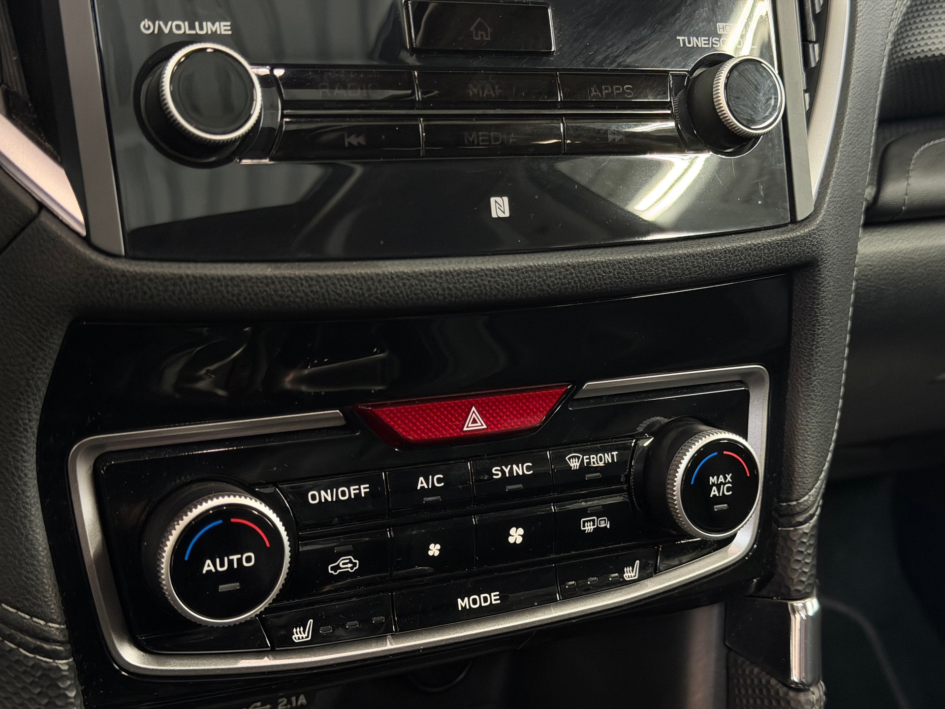 SUBARU Forester 2.0i e-Boxer Luxury Lineartronic | CH-Auto | Frisch MFK | AHK 1870kg. | Eyesight Fahrassistenzsystem-image-18