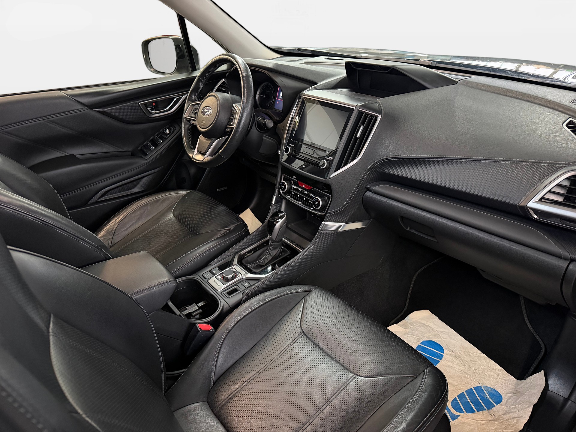 SUBARU Forester 2.0i e-Boxer Luxury Lineartronic | CH-Auto | Frisch MFK | AHK 1870kg. | Eyesight Fahrassistenzsystem-image-7