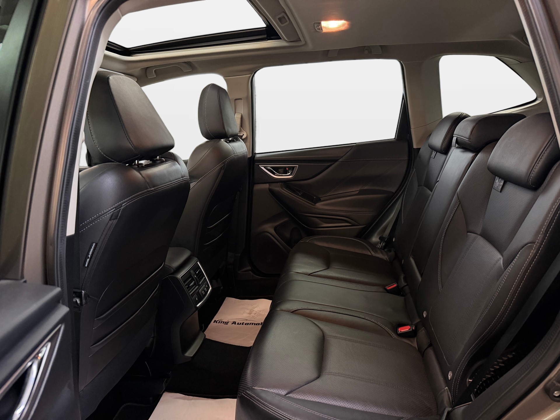 SUBARU Forester 2.0i e-Boxer Luxury Lineartronic | CH-Auto | Frisch MFK | AHK 1870kg. | Eyesight Fahrassistenzsystem-image-8