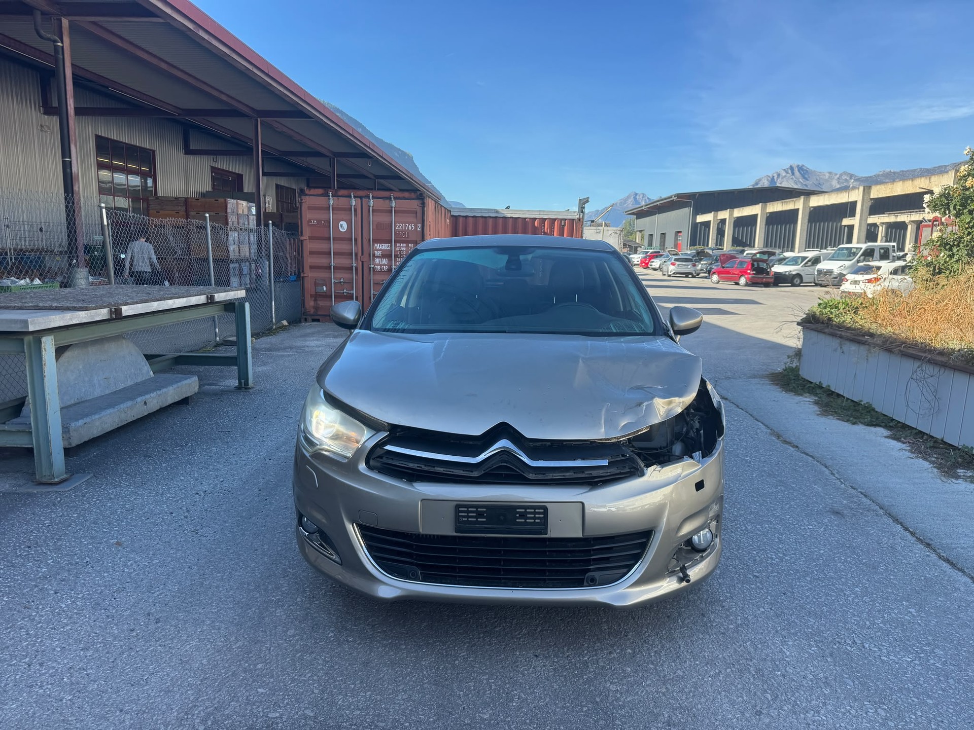 CITROEN C4 Berline 1.6 e-HDi Exclusive EGS6-image-2