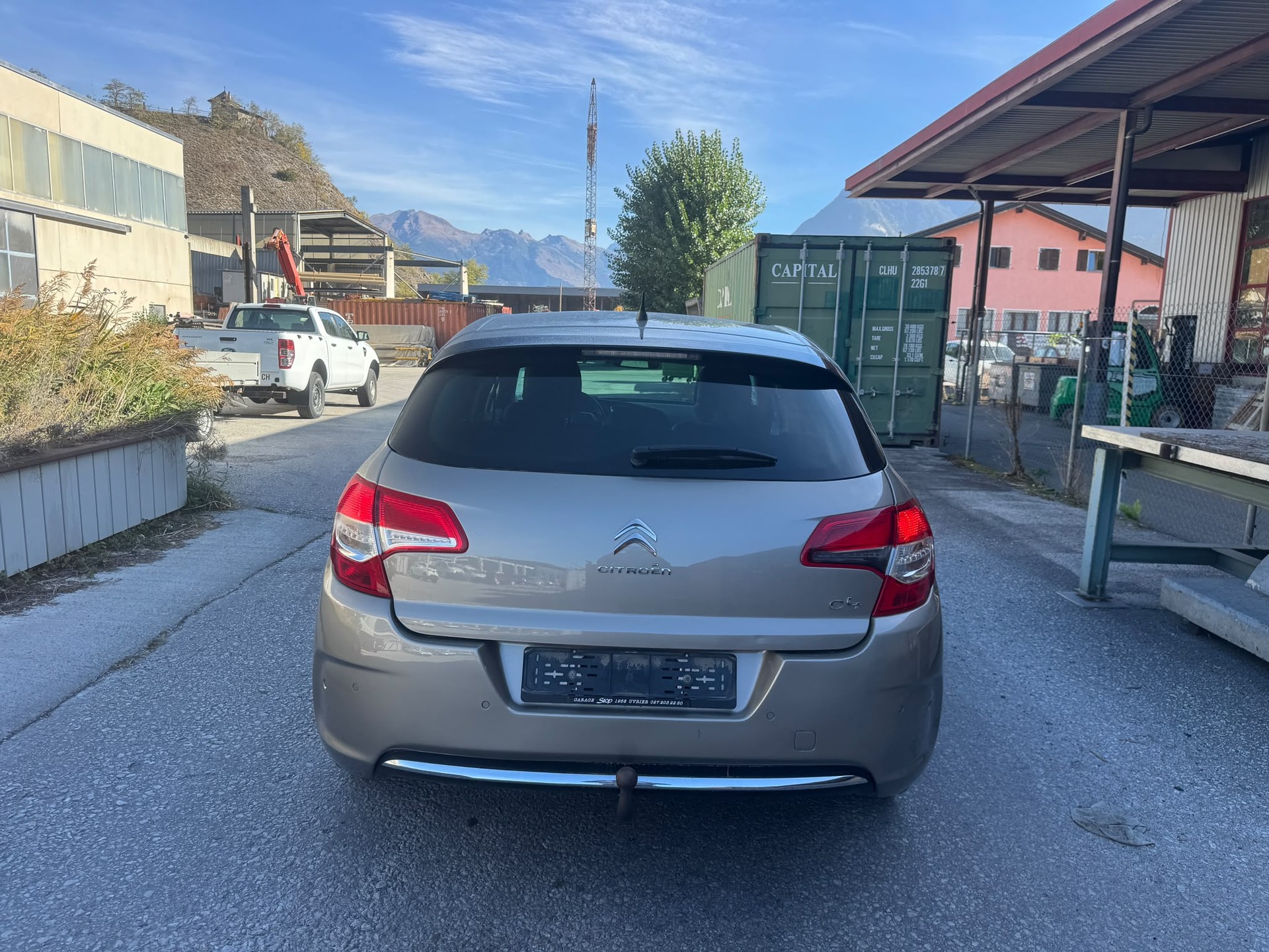 CITROEN C4 Berline 1.6 e-HDi Exclusive EGS6-image-5