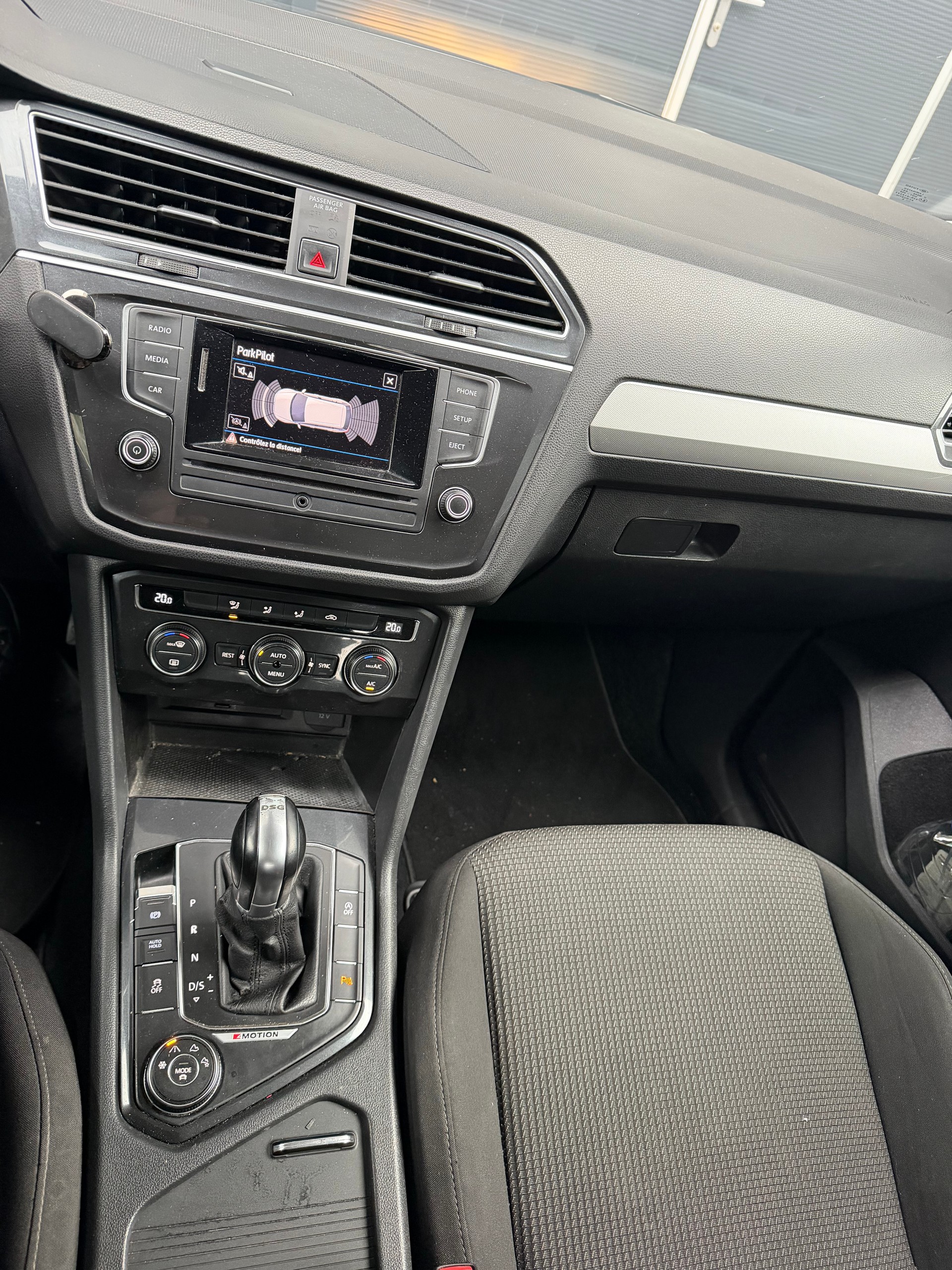 VW Tiguan 2.0 TDI SCR Comfortline 4Motion DSG-image-12