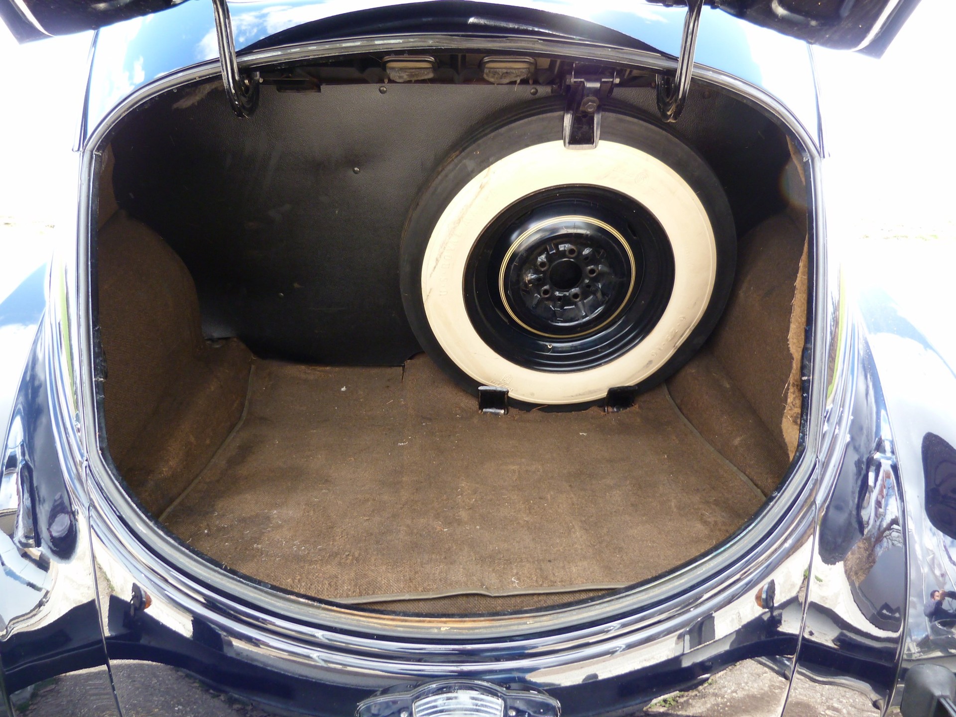 CHRYSLER Royal C 22-image-7