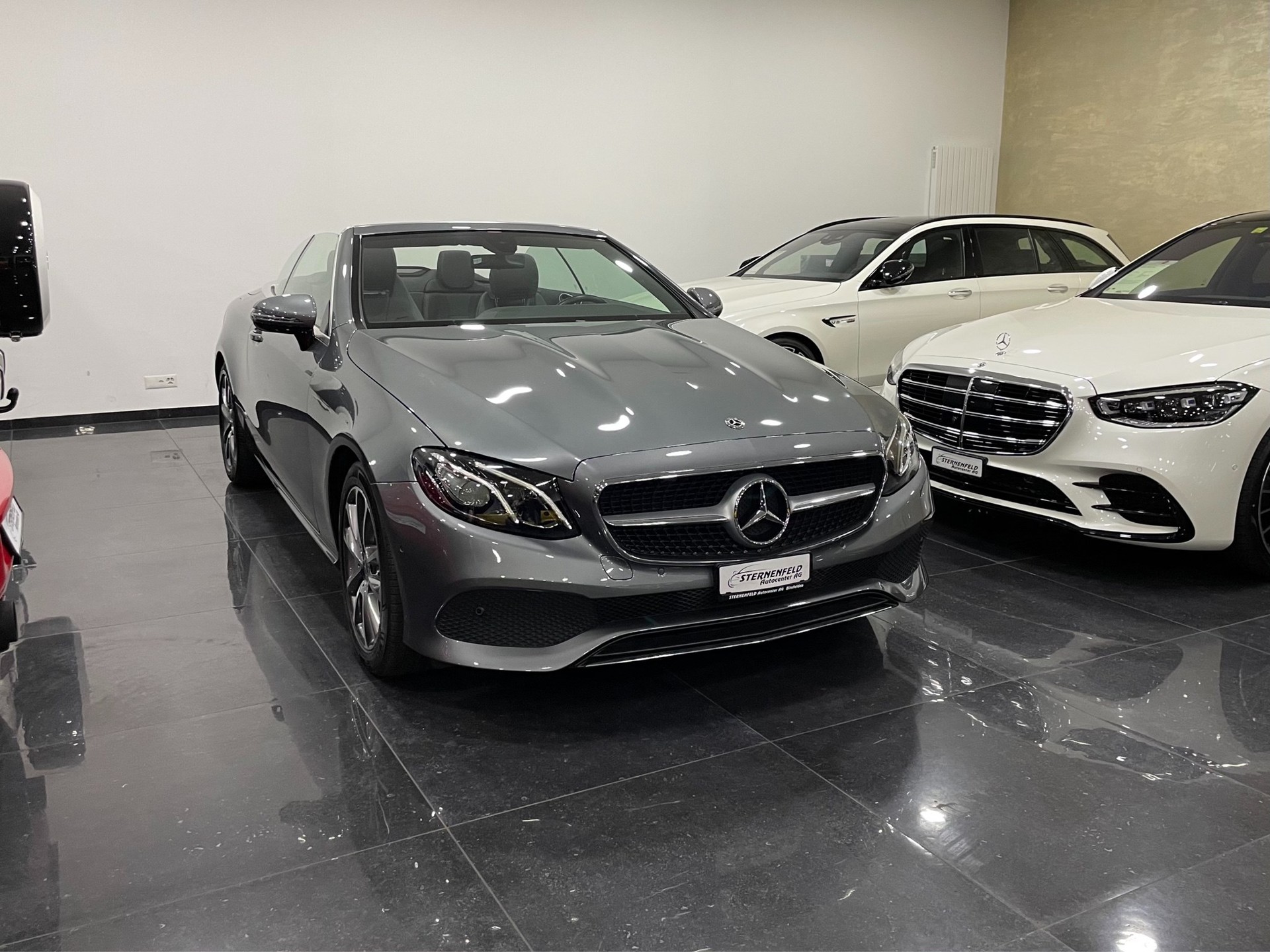 MERCEDES-BENZ E 200 Cabriolet Avantgarde 9G-Tronic-image-3