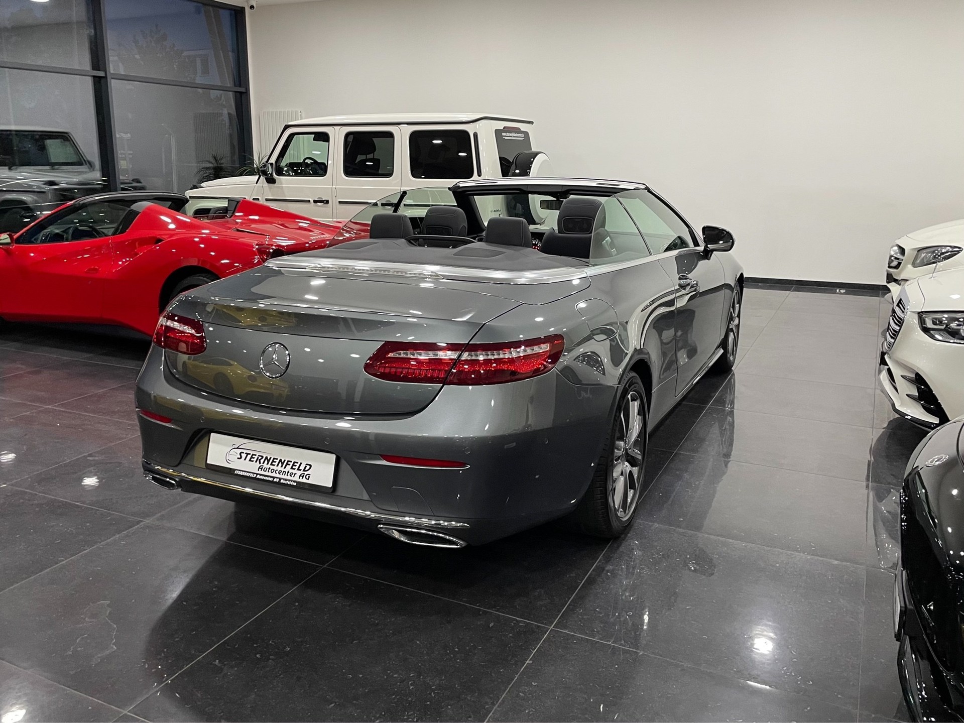 MERCEDES-BENZ E 200 Cabriolet Avantgarde 9G-Tronic-image-6