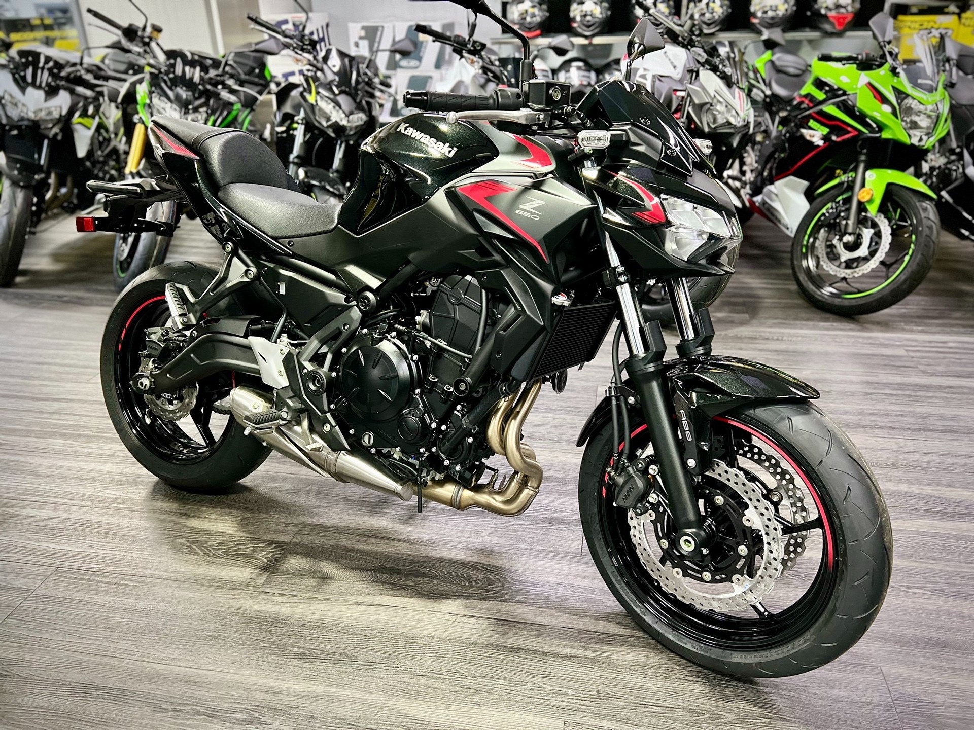 KAWASAKI Z 650-image-5