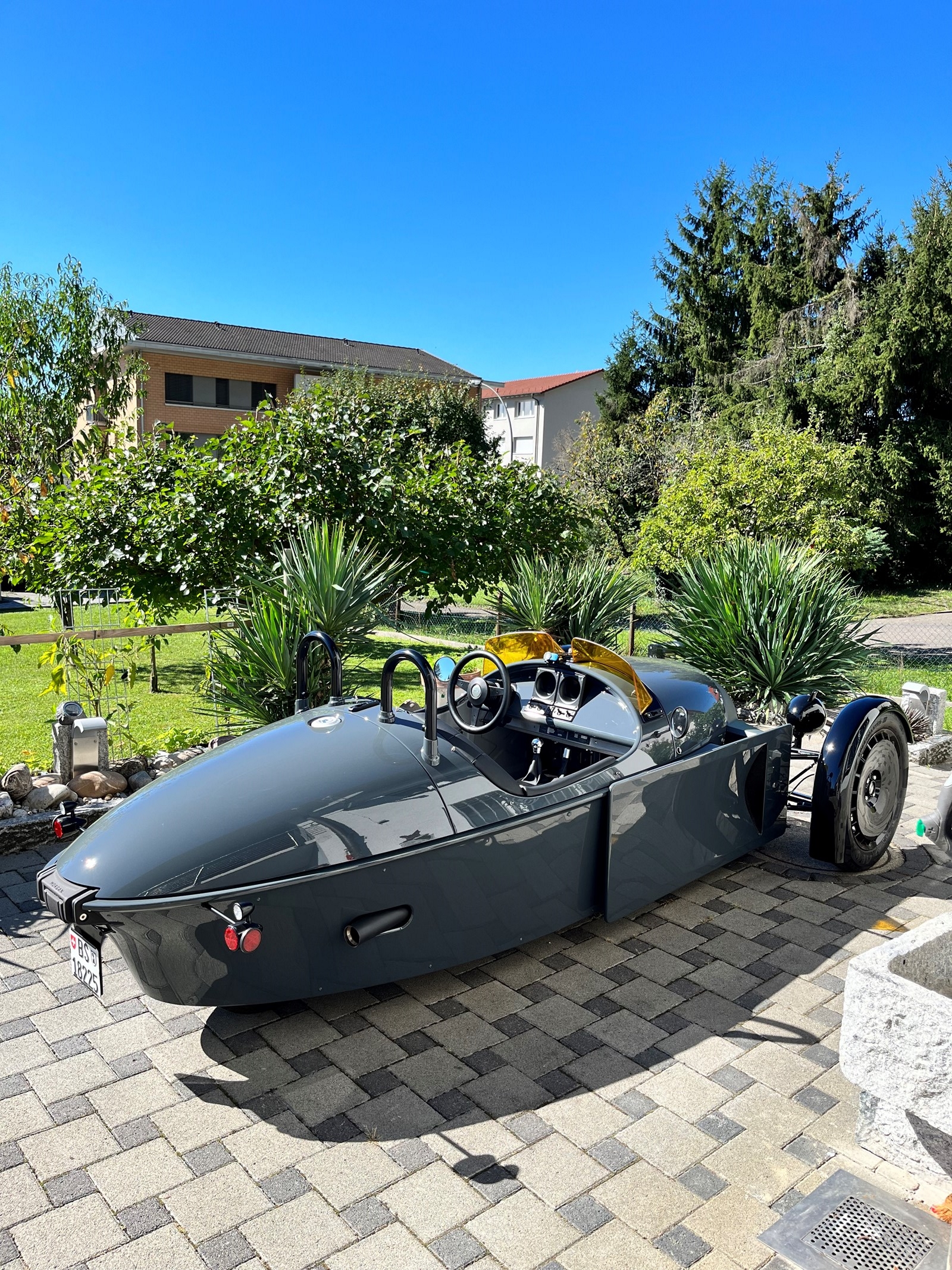 MORGAN SUPER 3-image-1