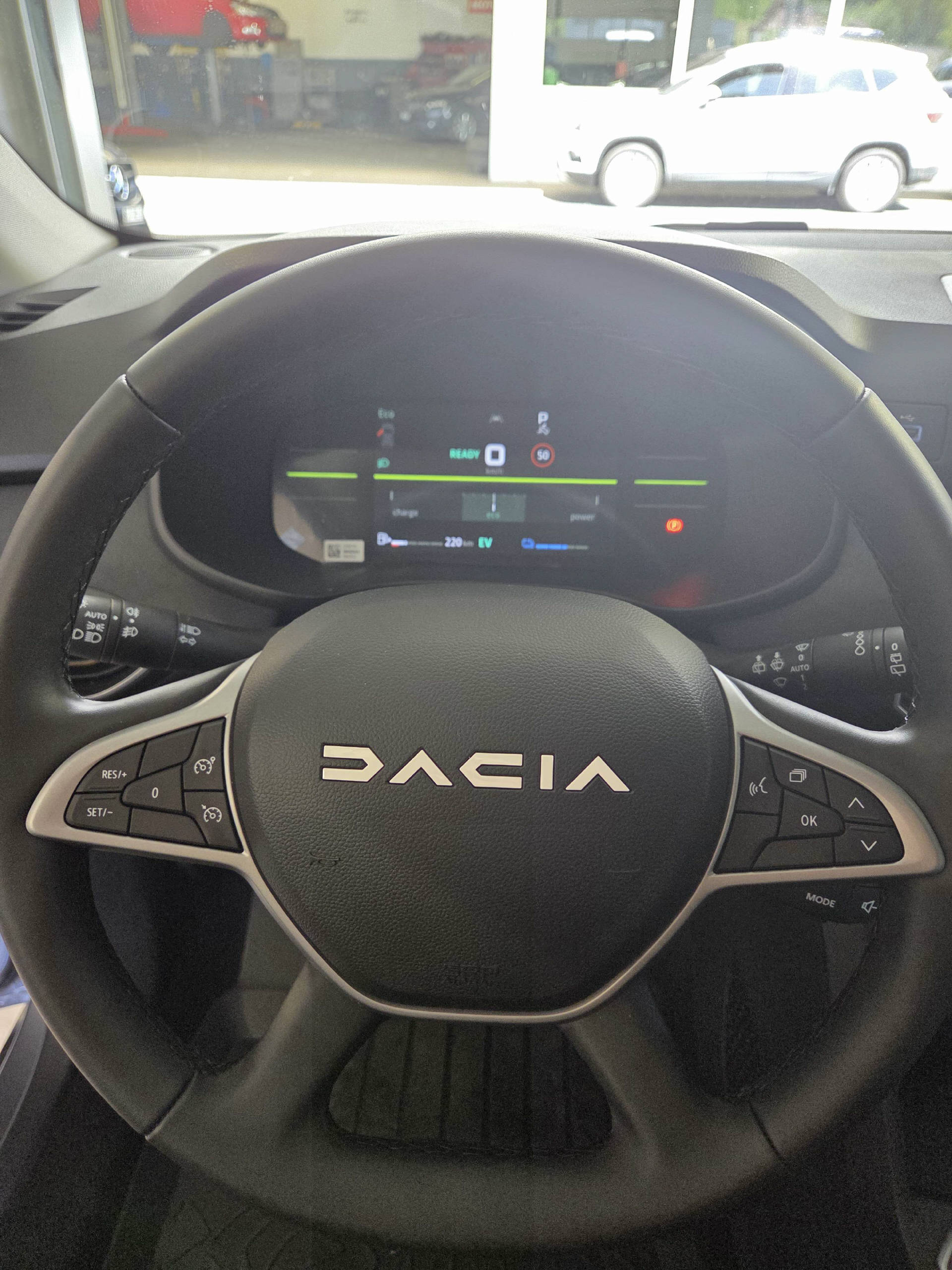 DACIA Jogger 1.6 Hybrid Extreme 7P-image-7