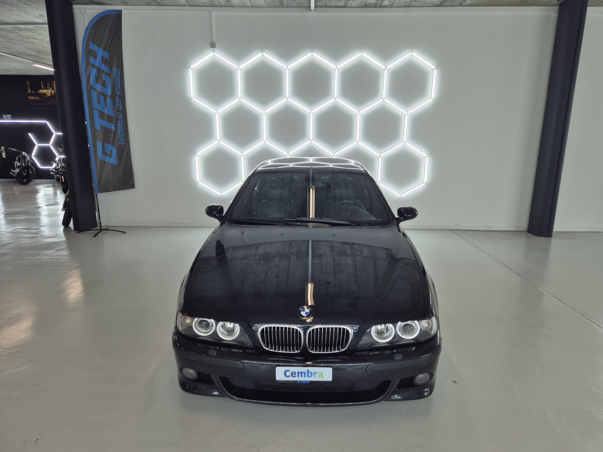 BMW M5 E39 V8-image-1