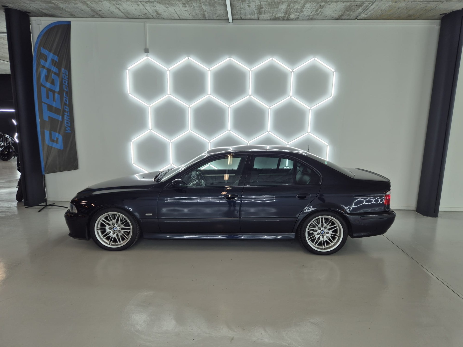 BMW M5 E39 V8-image-2