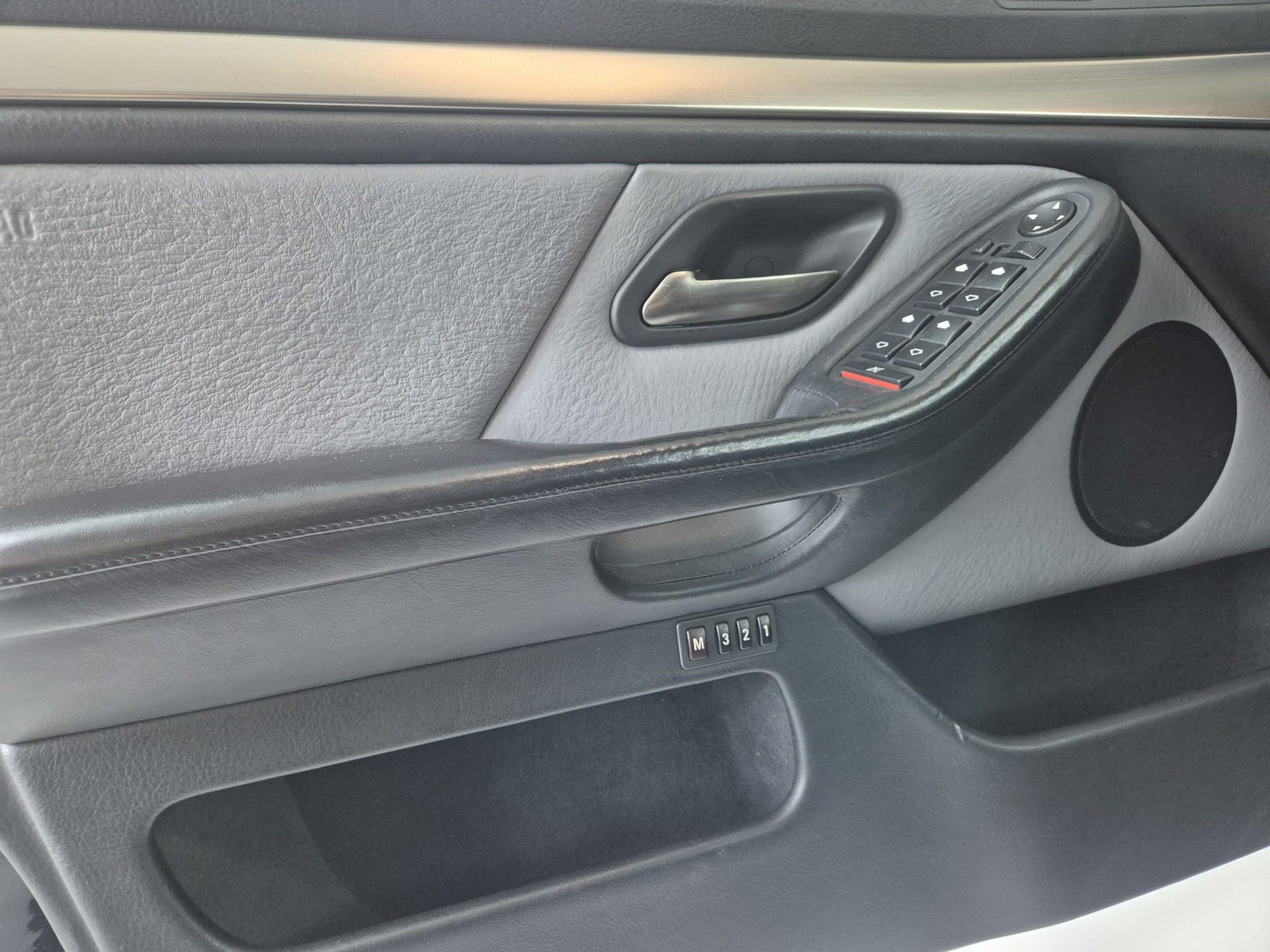 BMW M5 E39 V8-image-15