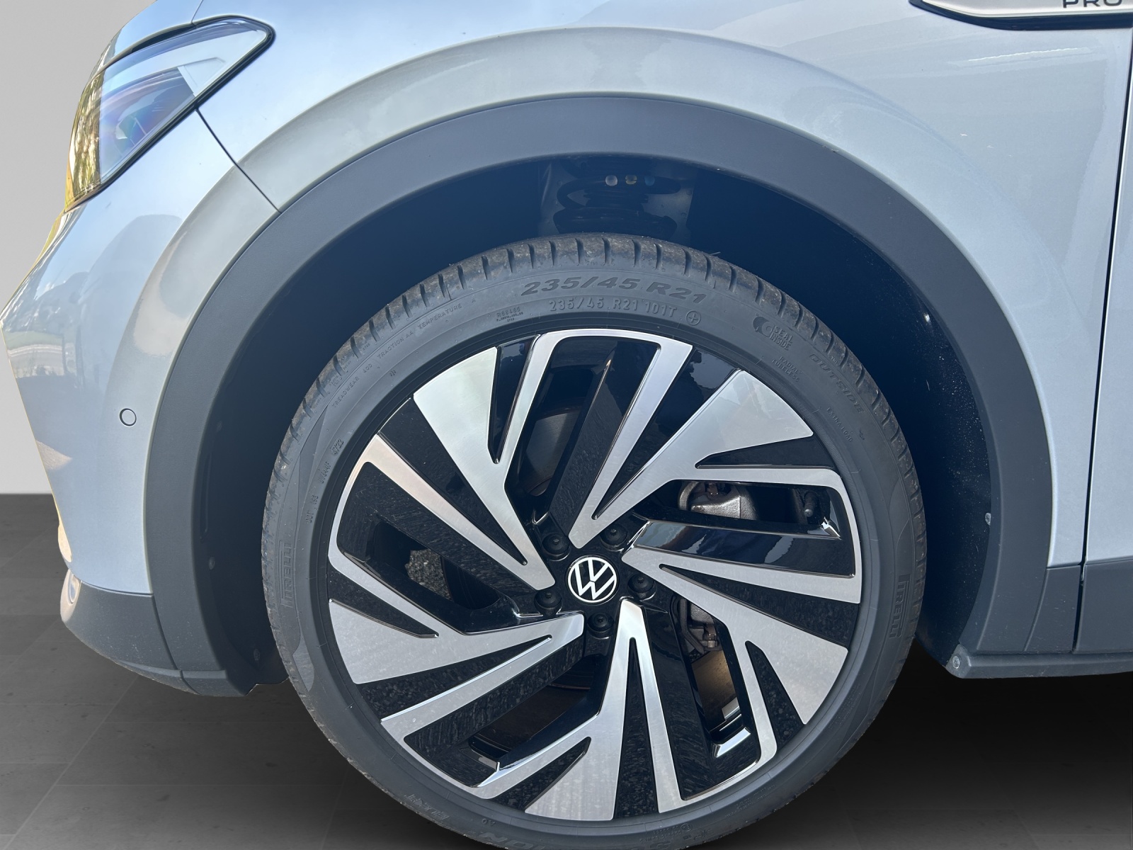VW ID.4 Pro 77 kWh Life Plus-image-4