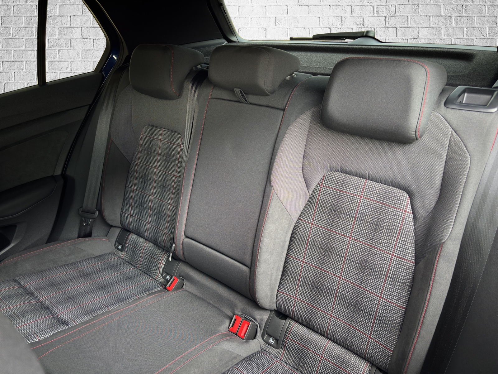 VW Golf 2.0 TSI GTI DSG-image-14