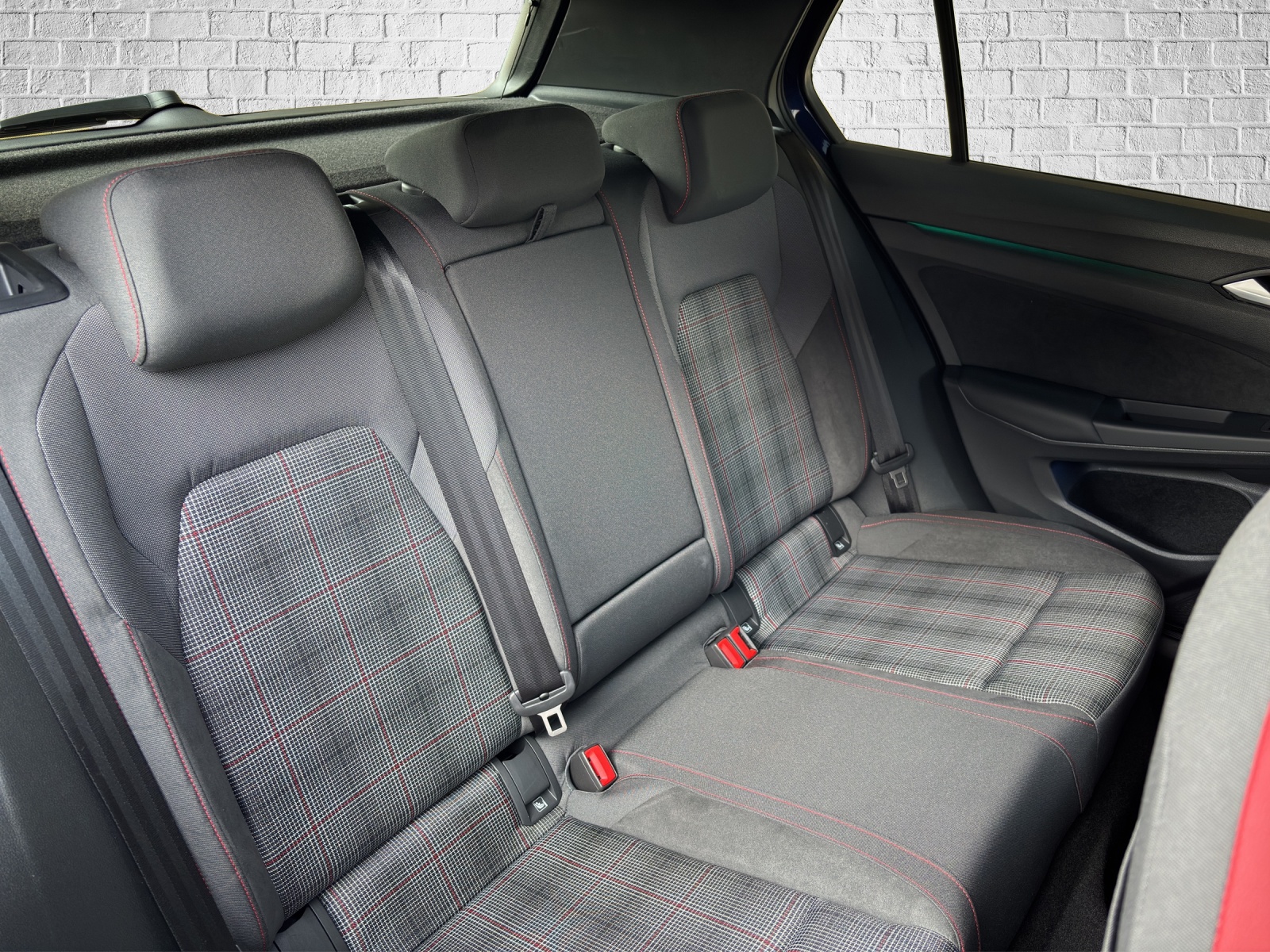 VW Golf 2.0 TSI GTI DSG-image-9