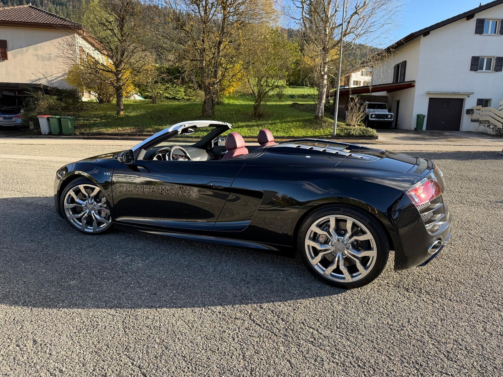 AUDI R8 Spyder 5.2 R-Tronic-image-1