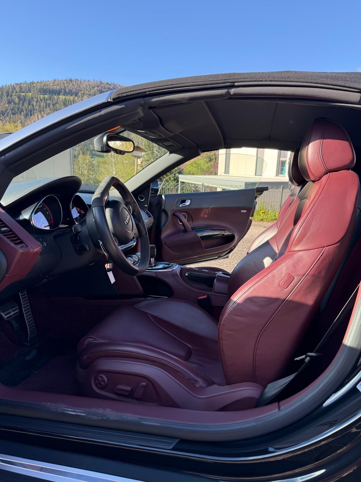 AUDI R8 Spyder 5.2 R-Tronic-image-6