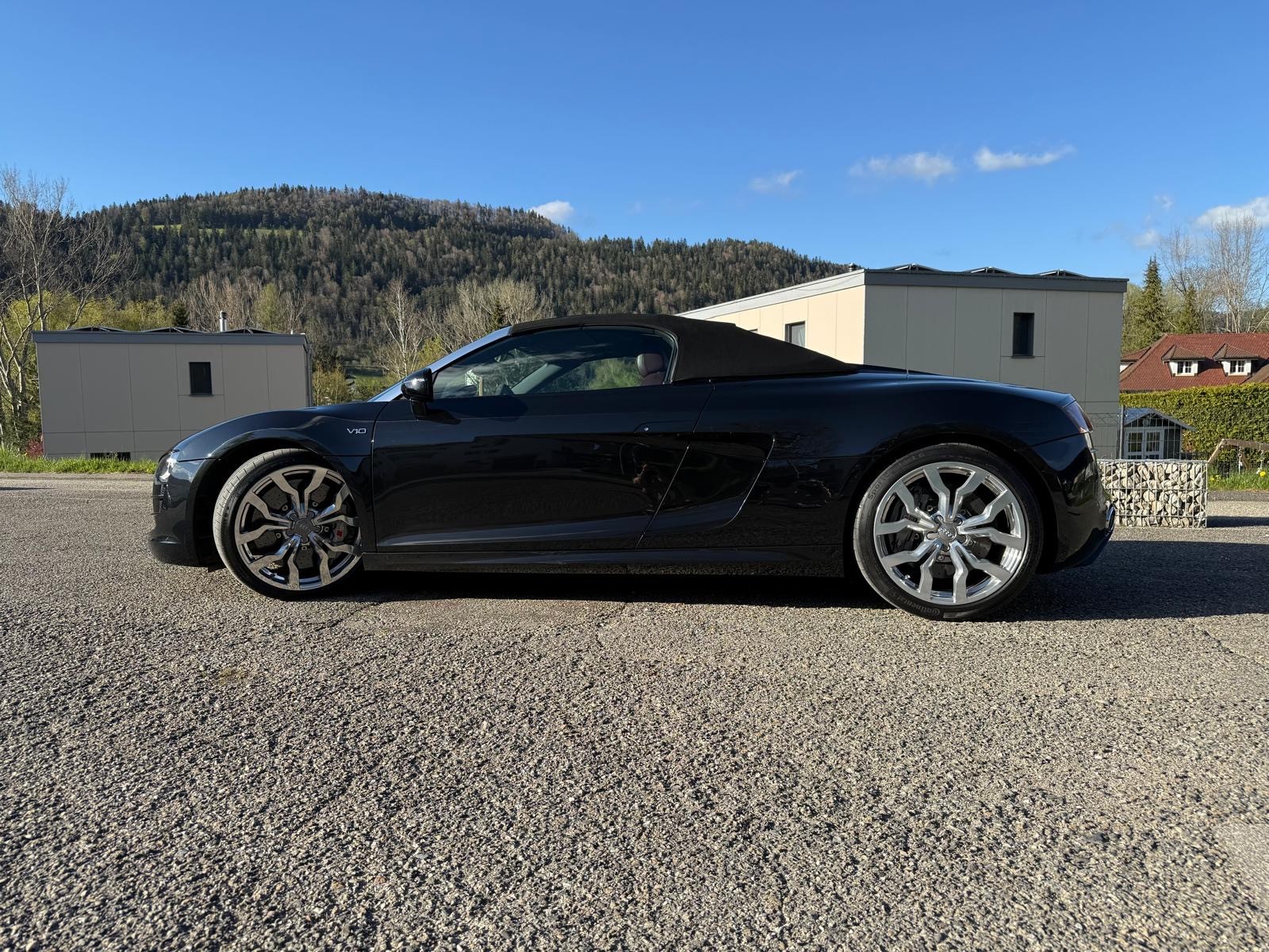AUDI R8 Spyder 5.2 R-Tronic-image-12