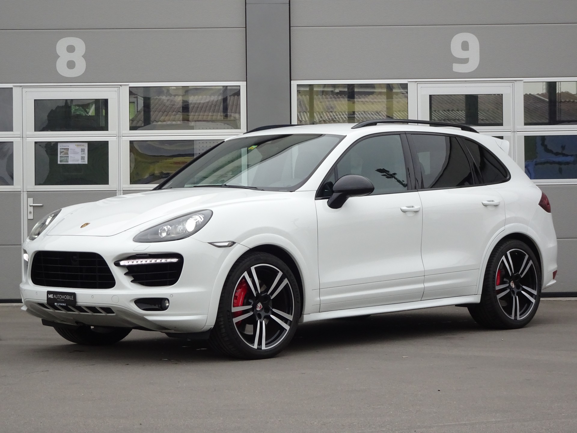 PORSCHE Cayenne Turbo