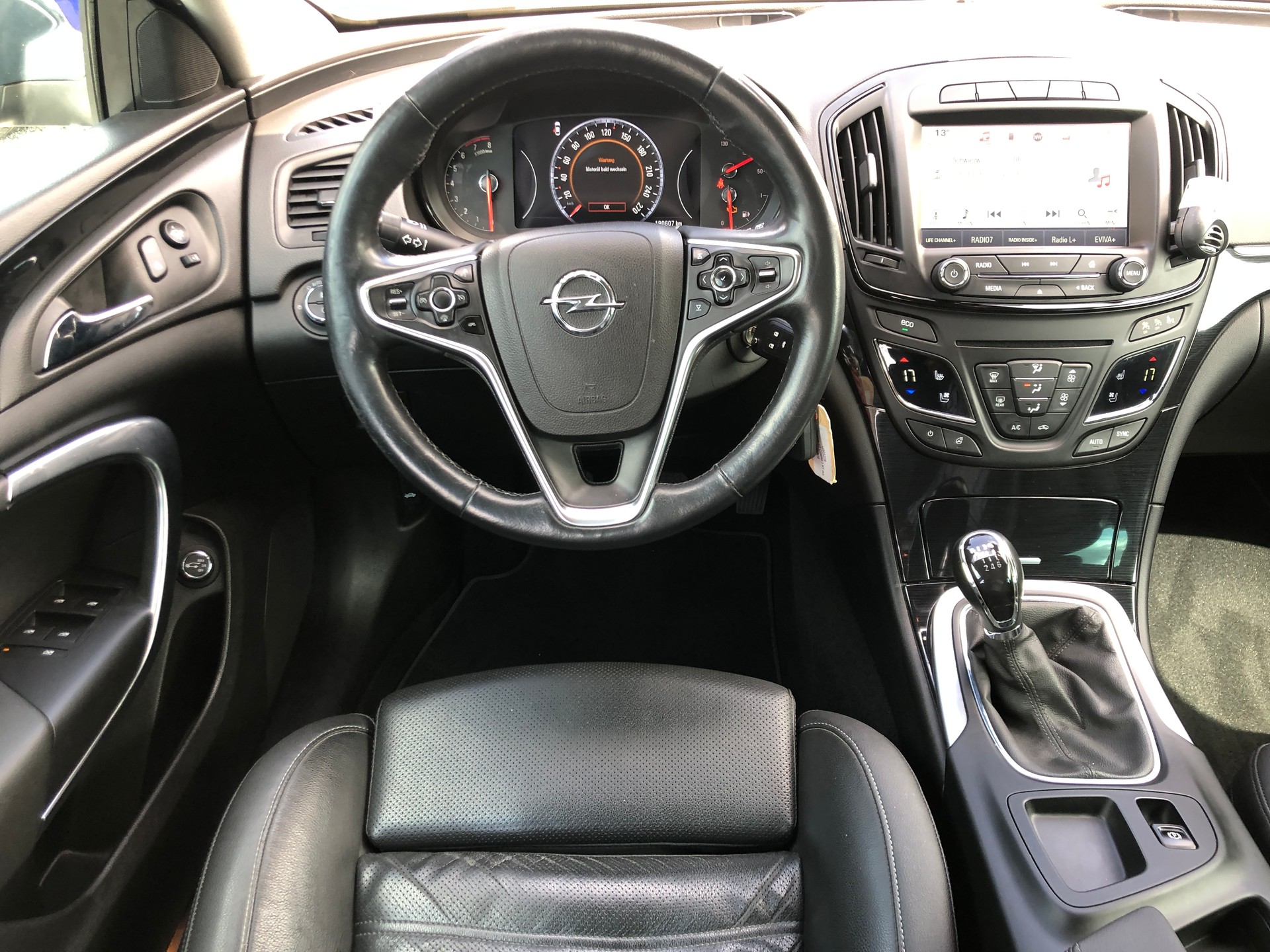 OPEL Insignia Sports Tourer 1.6 Turbo Cosmo-image-7