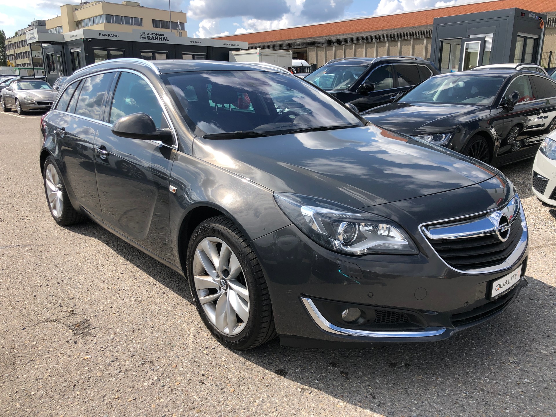 OPEL Insignia Sports Tourer 1.6 Turbo Cosmo-image-2