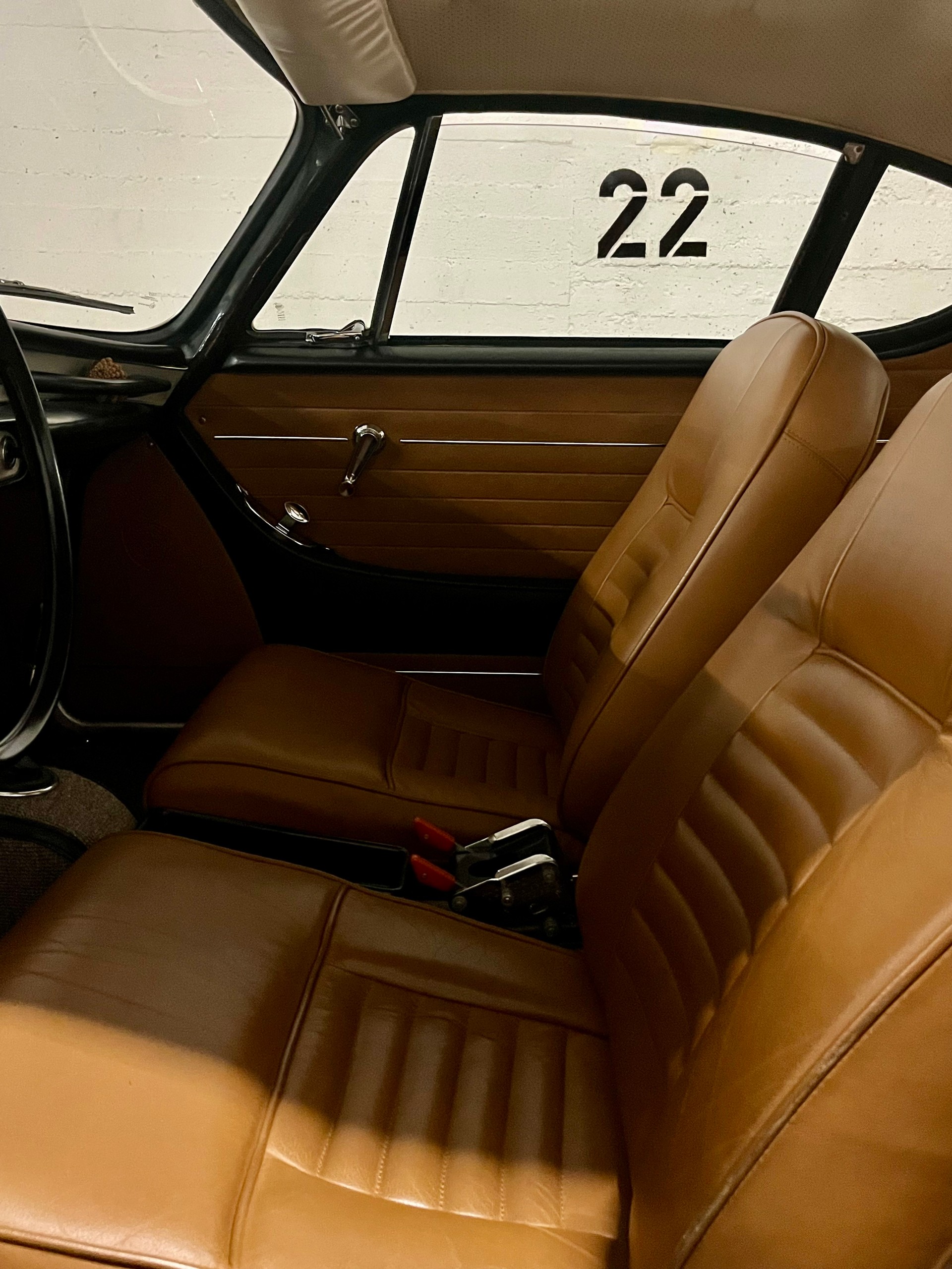 VOLVO P1800-image-4