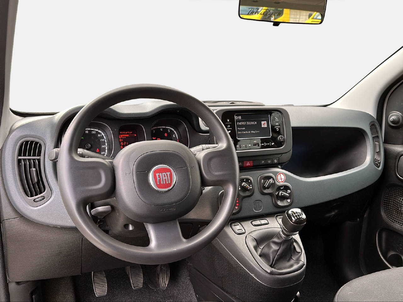 FIAT Panda 1.0 Hybrid Cult-image-10