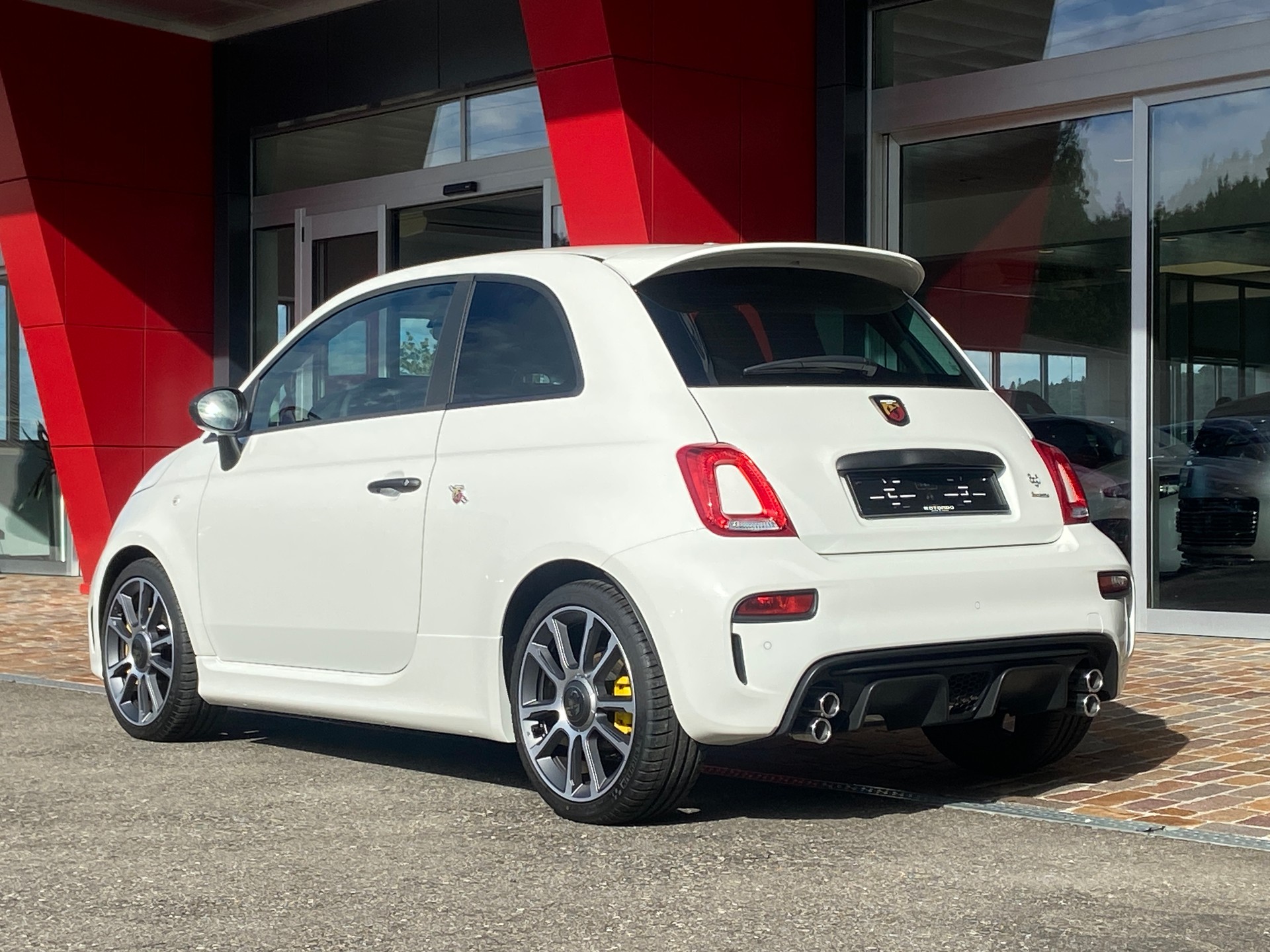 FIAT 695 1.4 16V Turbo Abarth Turismo-image-15