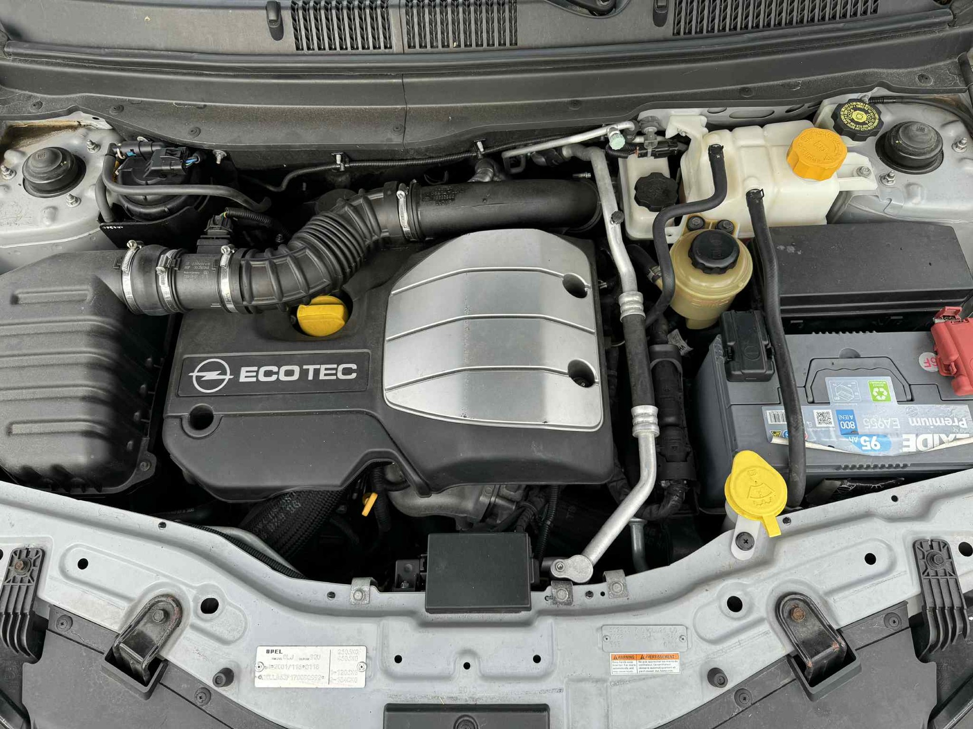 OPEL Antara 2.0 CDTi Cosmo 4WD-image-8