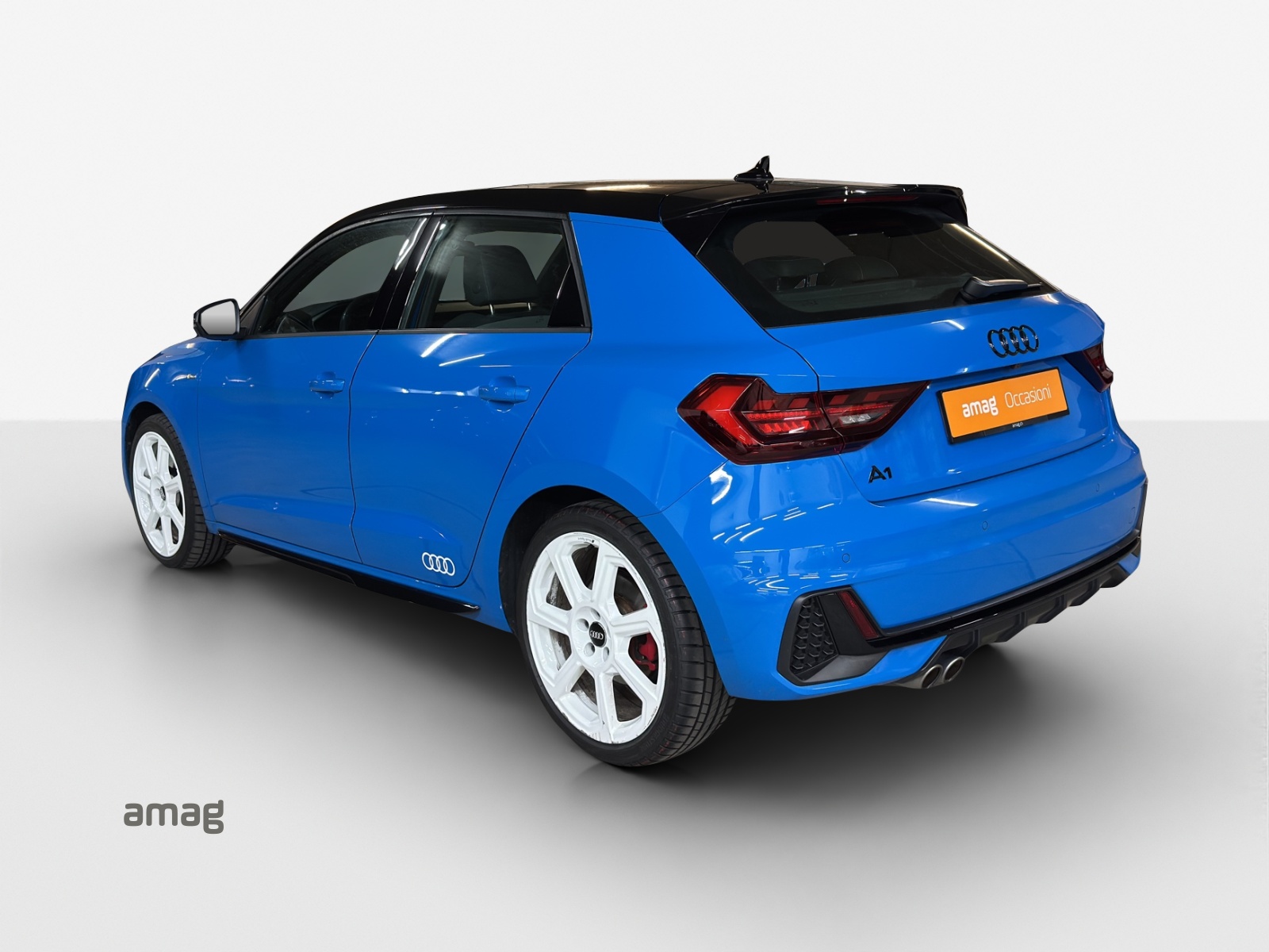 AUDI A1 Sportback 40 TFSI S Line S-tronic-image-2