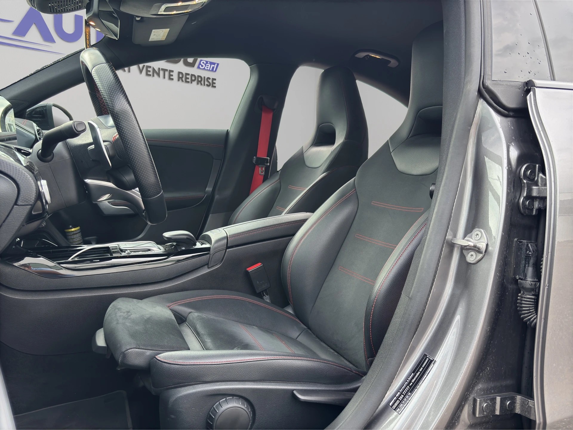 MERCEDES-BENZ CLA 35 AMG 4Matic 7G-DCT-image-12