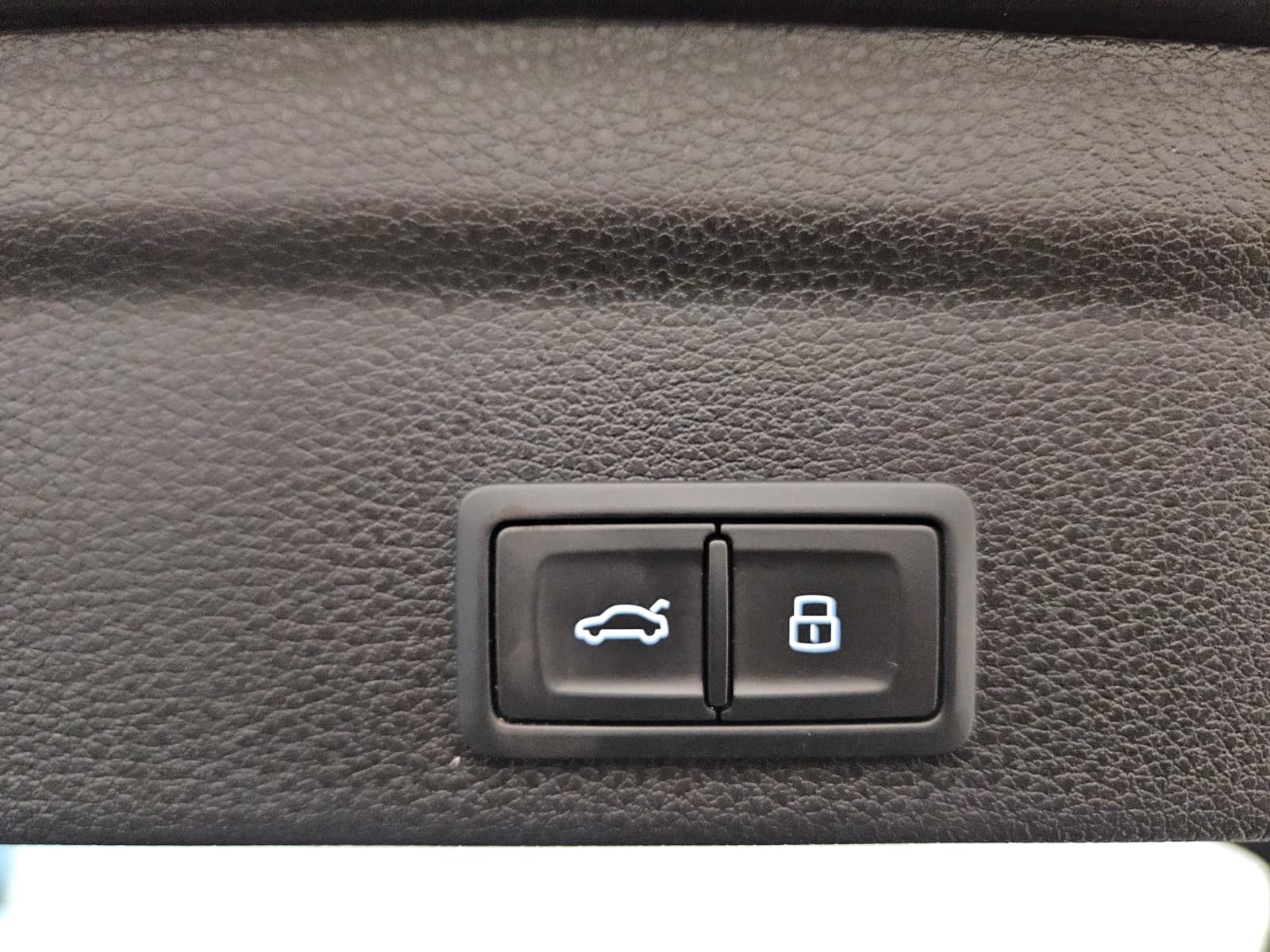 AUDI Q3 Sportback 35 TFSI S line Attraction S-tronic-image-15