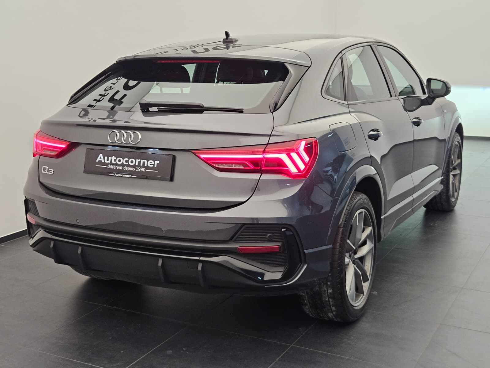 AUDI Q3 Sportback 35 TFSI S line Attraction S-tronic-image-6