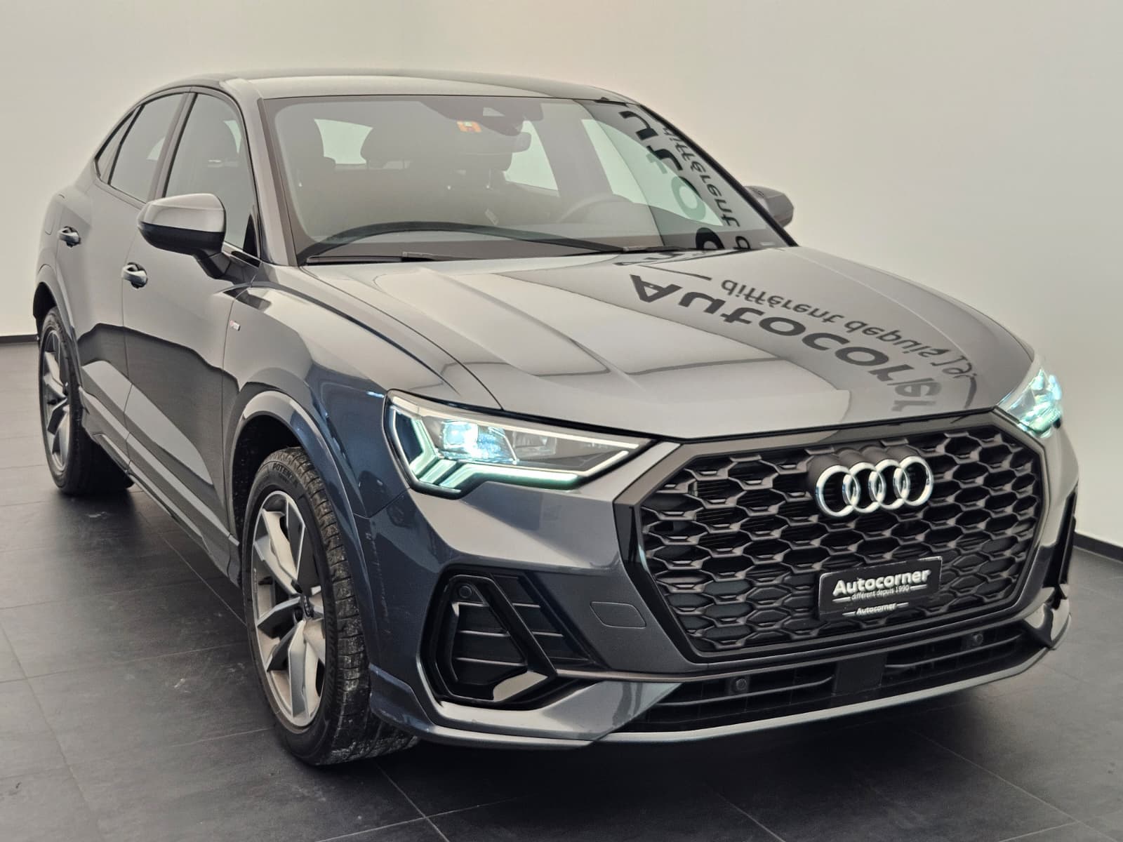 AUDI Q3 Sportback 35 TFSI S line Attraction S-tronic-image-4