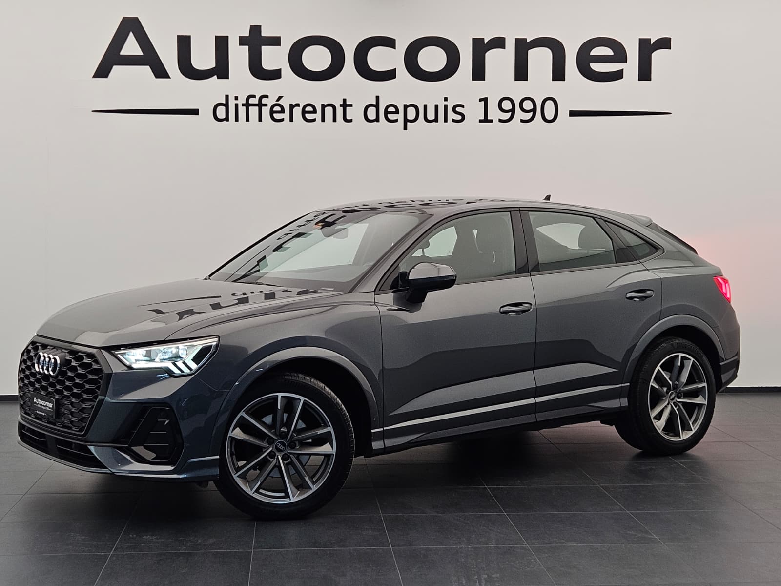 AUDI Q3 Sportback 35 TFSI S line Attraction S-tronic-image-0