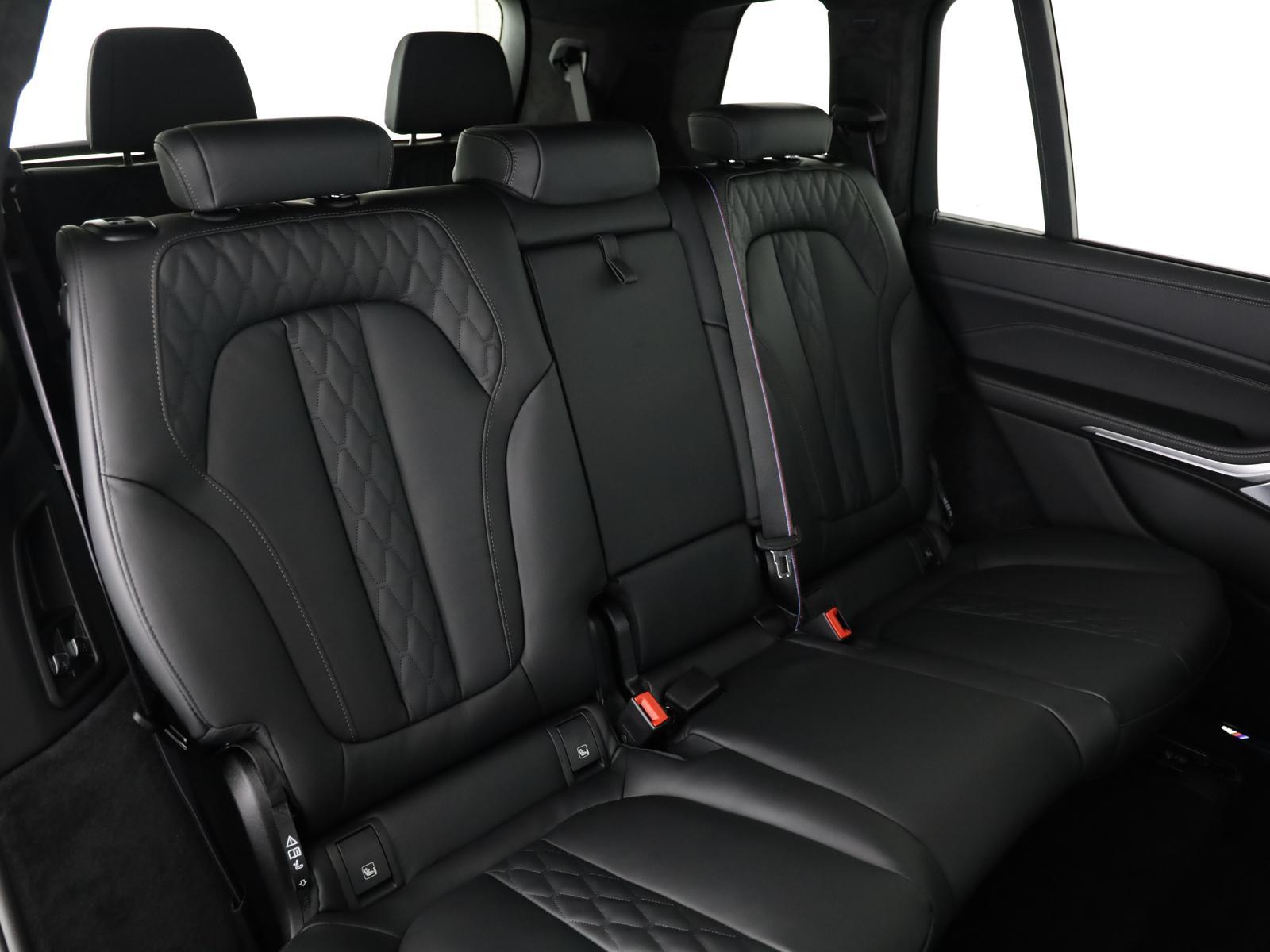 BMW X7 xDrive M60i M Sport Pro-image-14