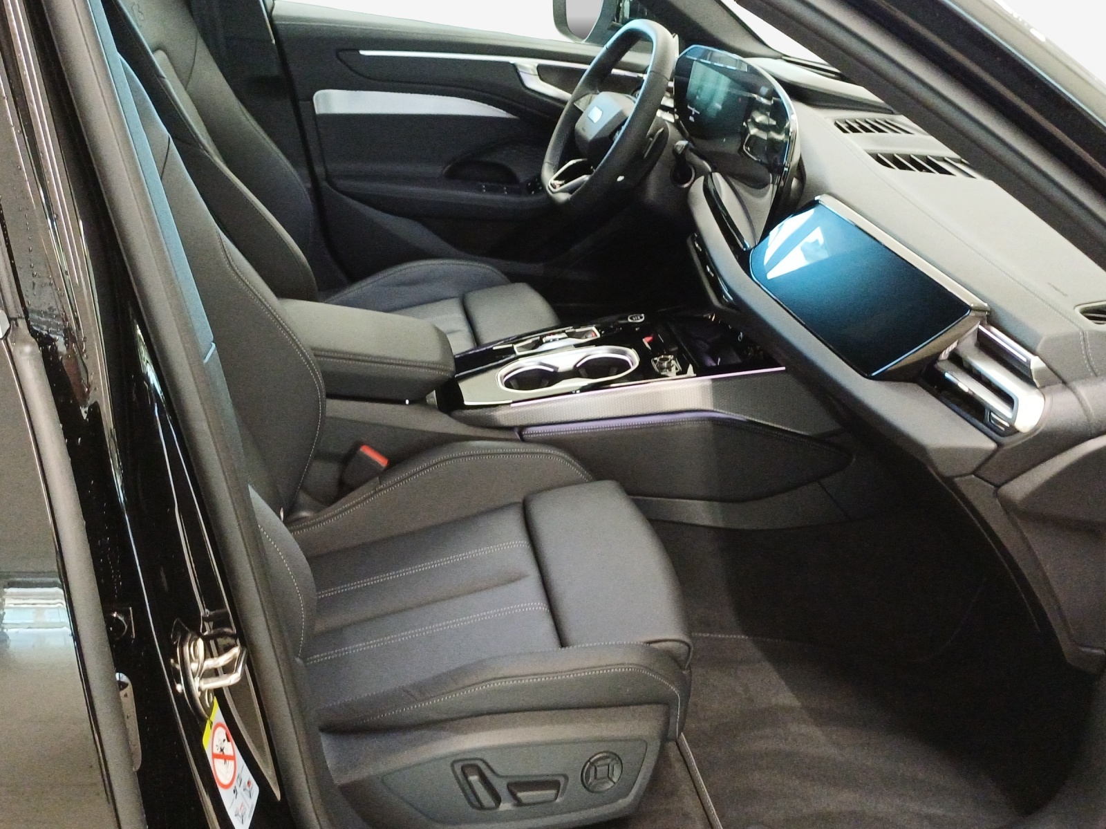 AUDI A6 Avant TFSI quattro 270 kW S tronic-image-15