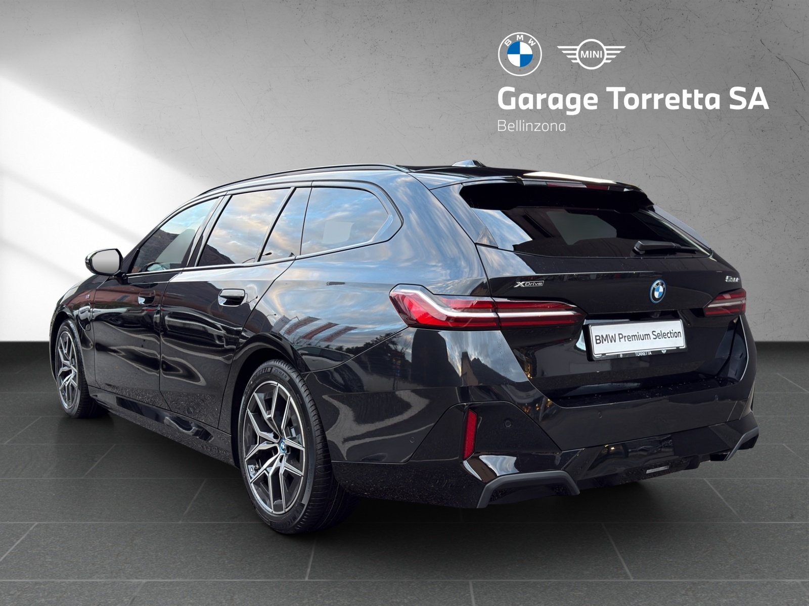 BMW 530e xDrive M Sport Steptronic-image-3