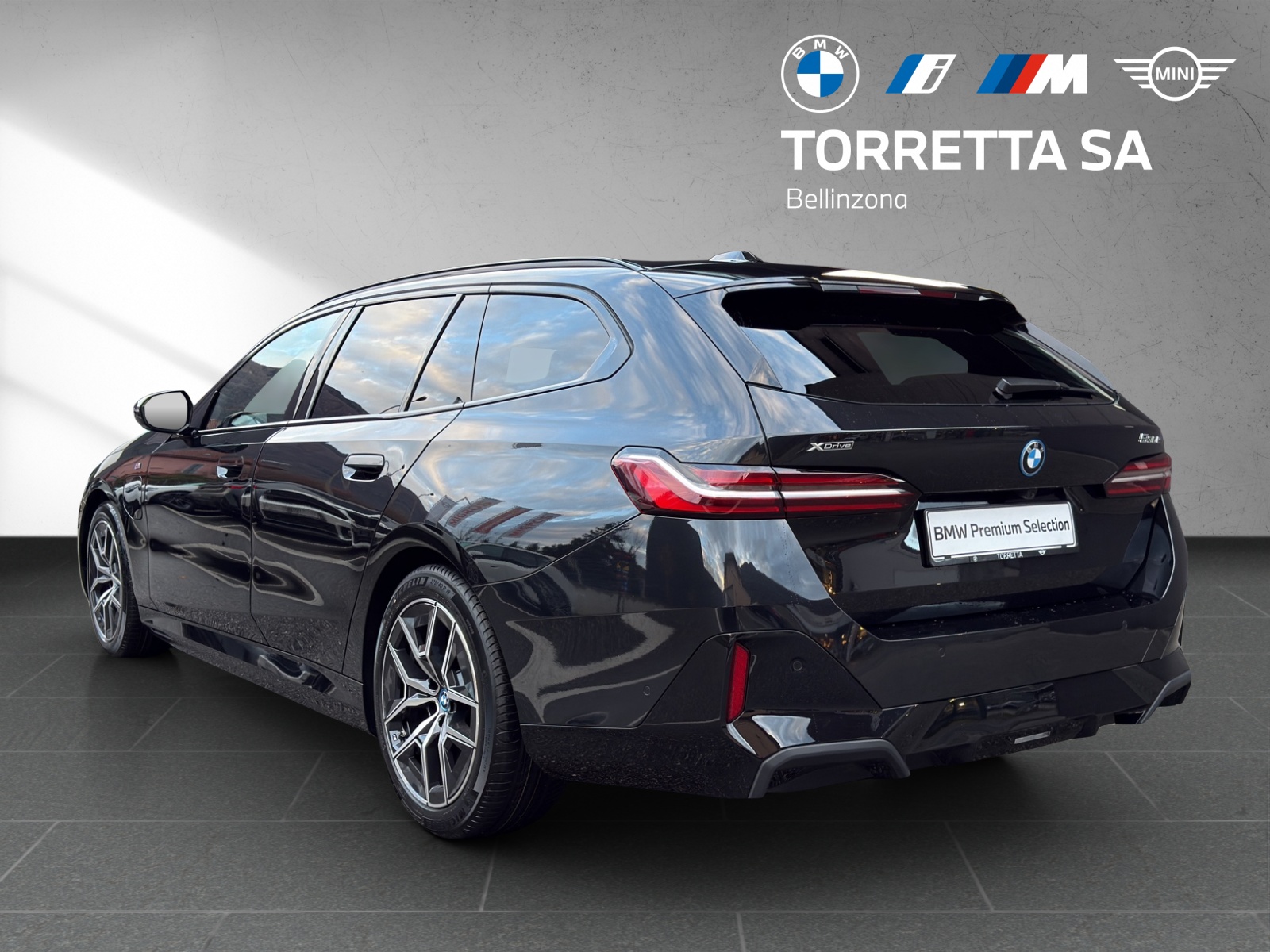 BMW 530e xDrive M Sport Steptronic-image-3