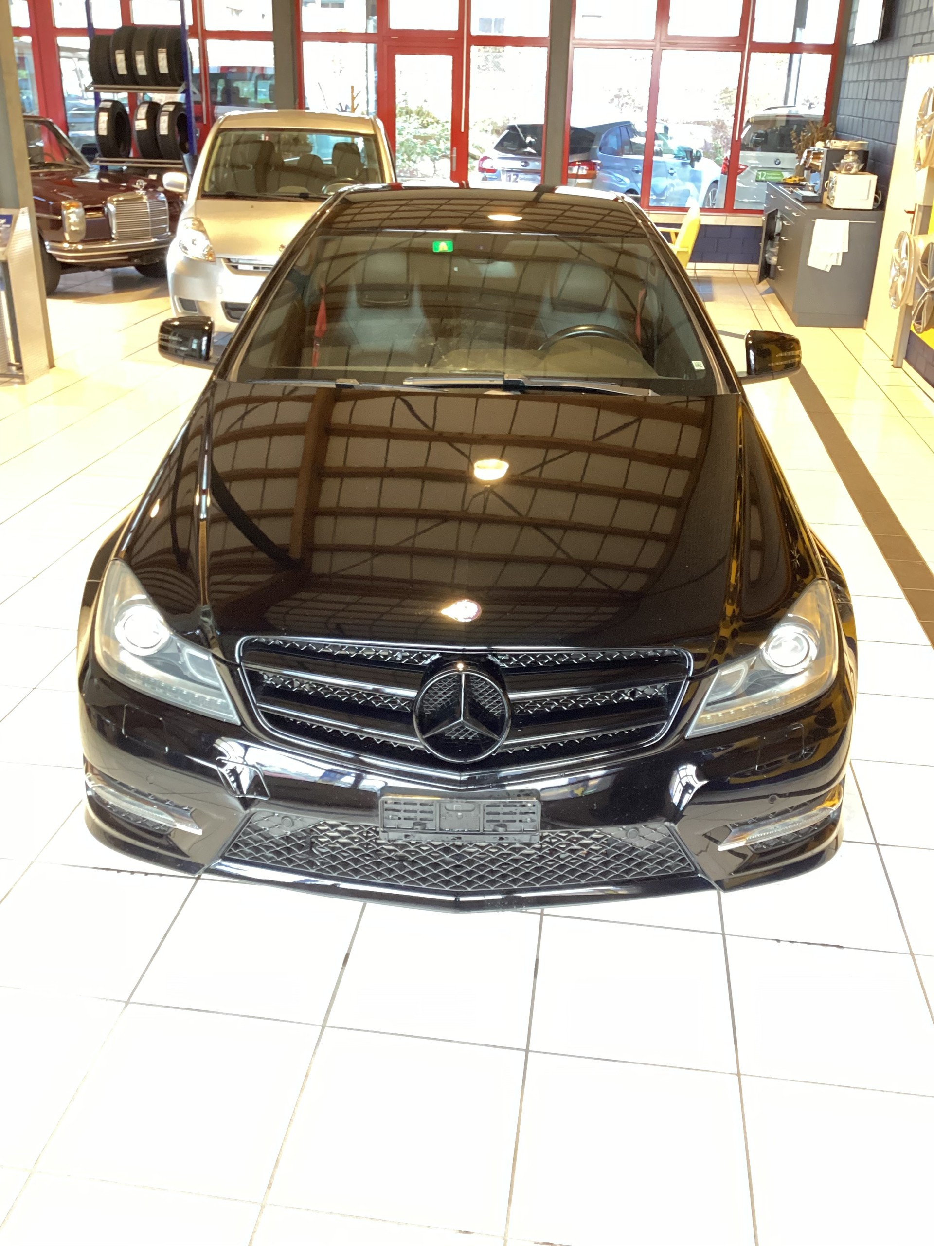 MERCEDES-BENZ C 180 Coupé !Frisch ab Service! Neue Bremsen vorne!-image-1