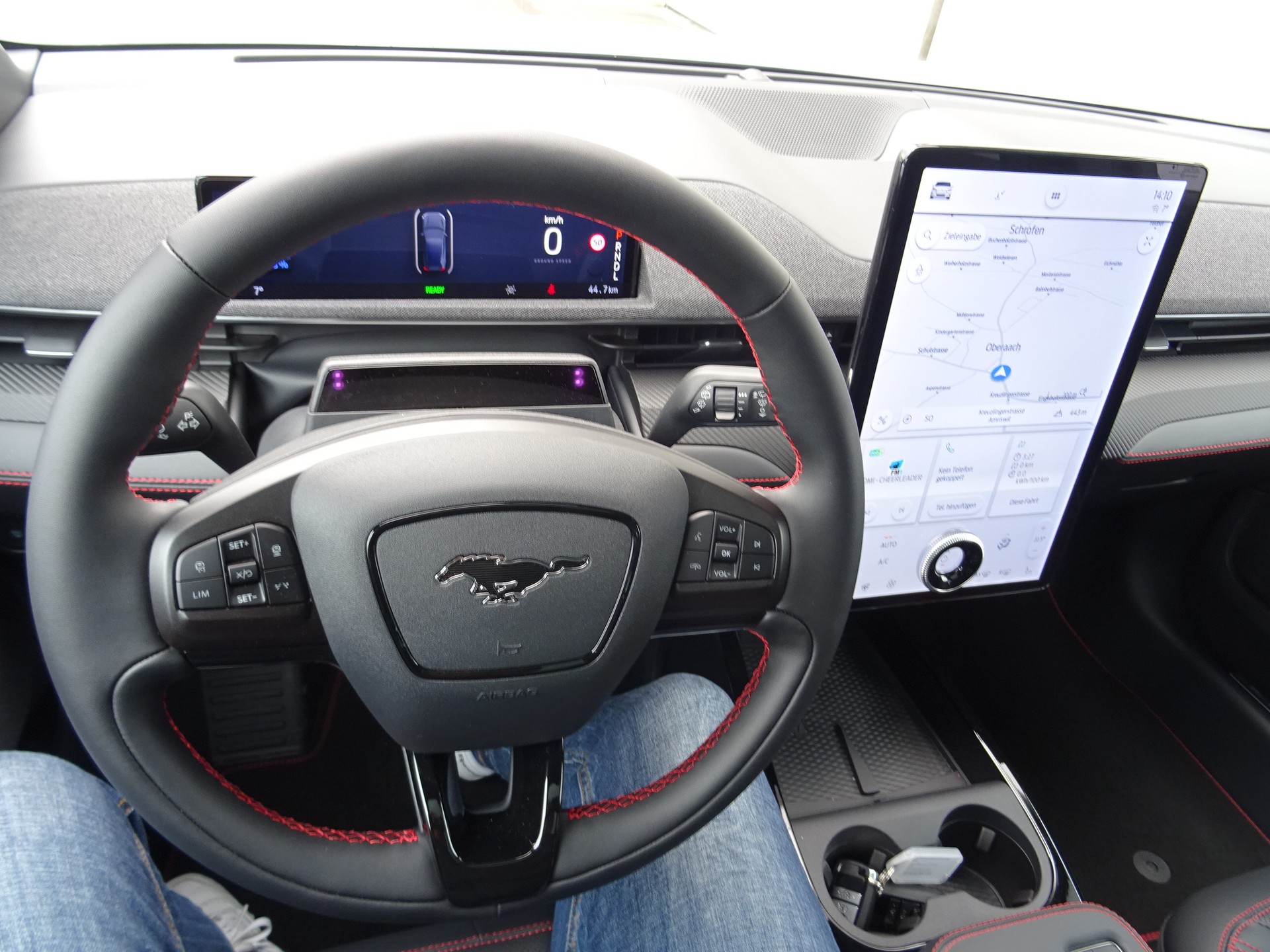 FORD Mustang Mach-E Extended AWD-image-11