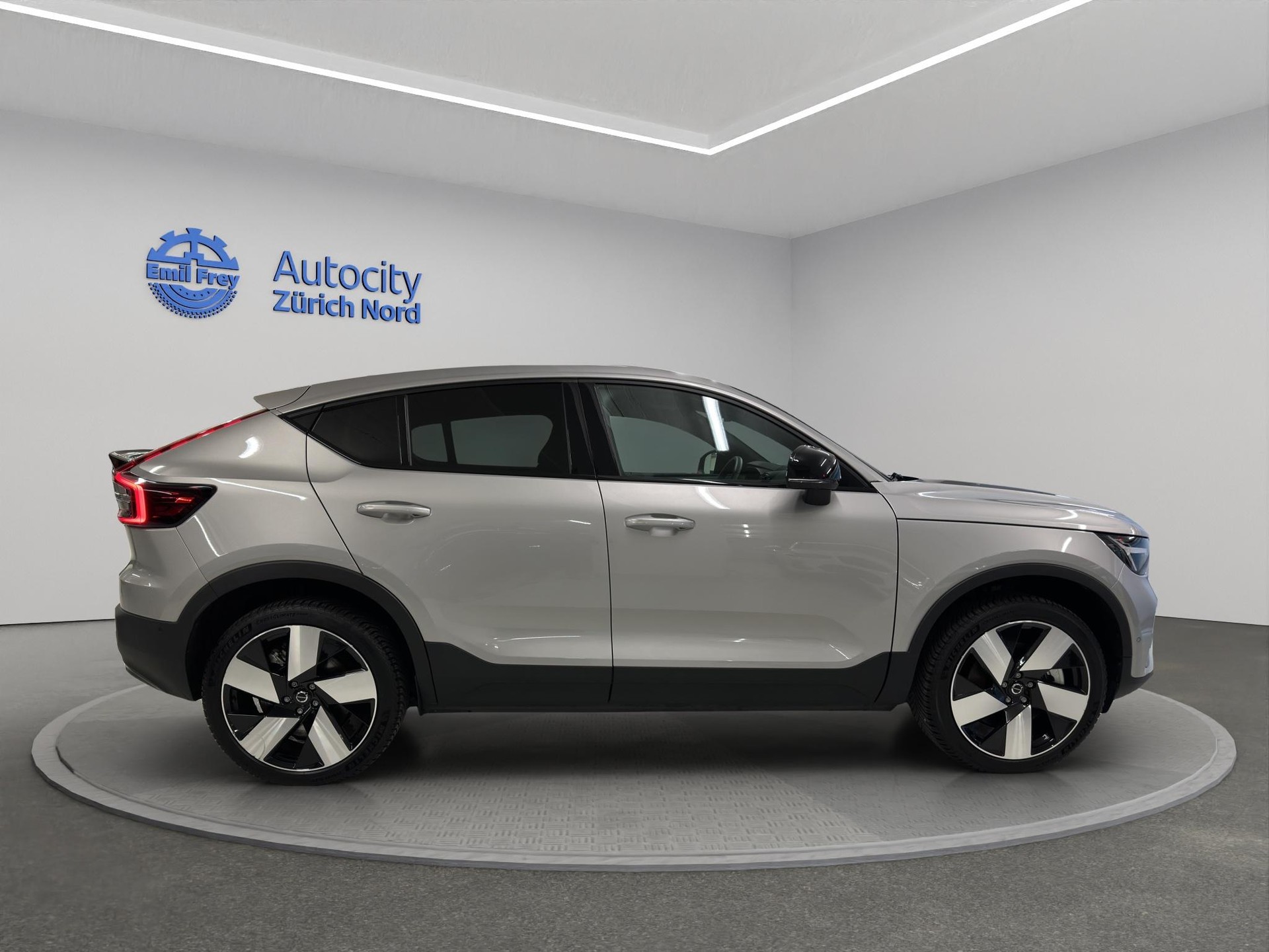 VOLVO C40 P8 Twin Recharge Ultimate AWD-image-4