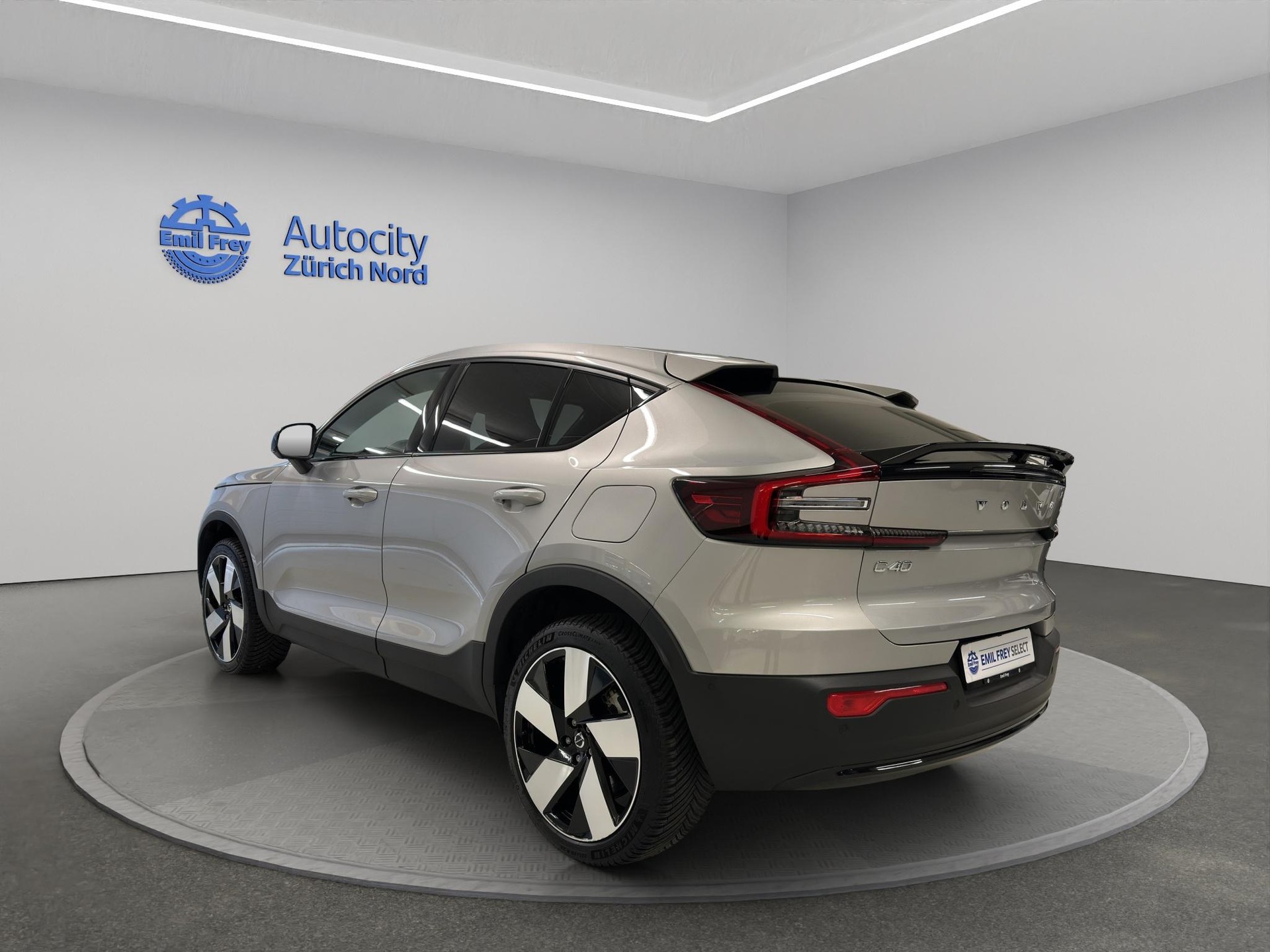 VOLVO C40 P8 Twin Recharge Ultimate AWD-image-8