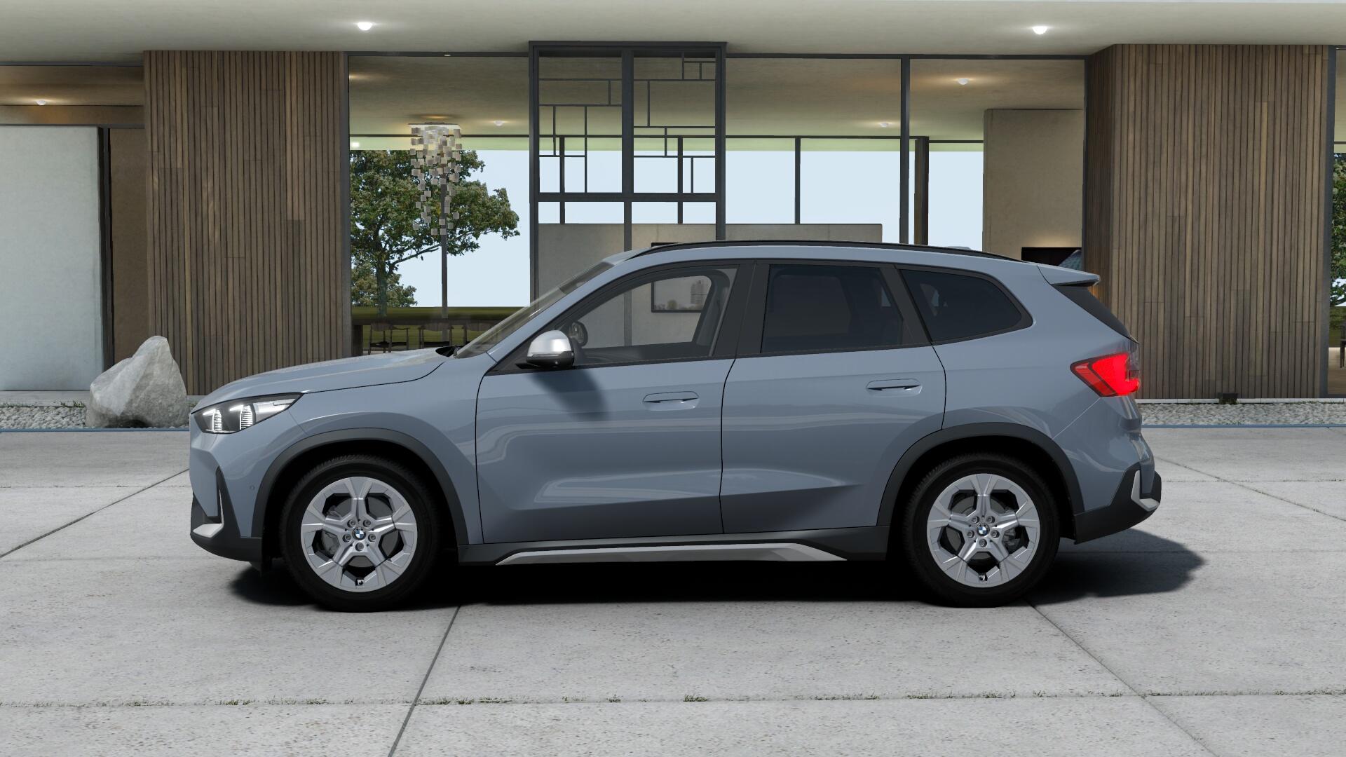 BMW X1 18d sDrive-image-2