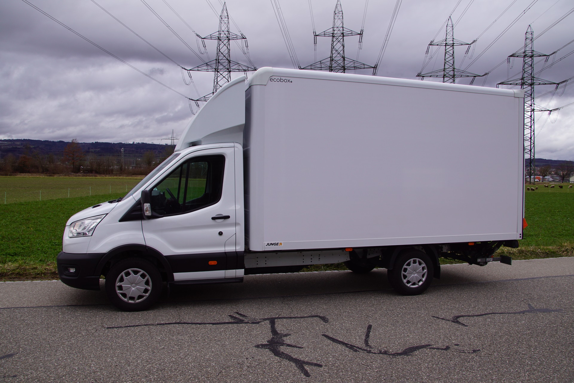 FORD Transit 350 L4 Trend 2.0 TDCi FWD Koffer mit Hebebühne-showroom-element-2