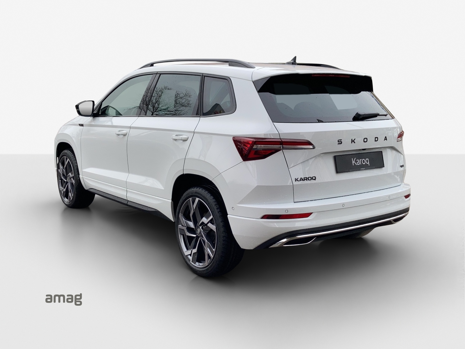SKODA Karoq 2.0 TSI SportLine 4x4 DSG-image-2