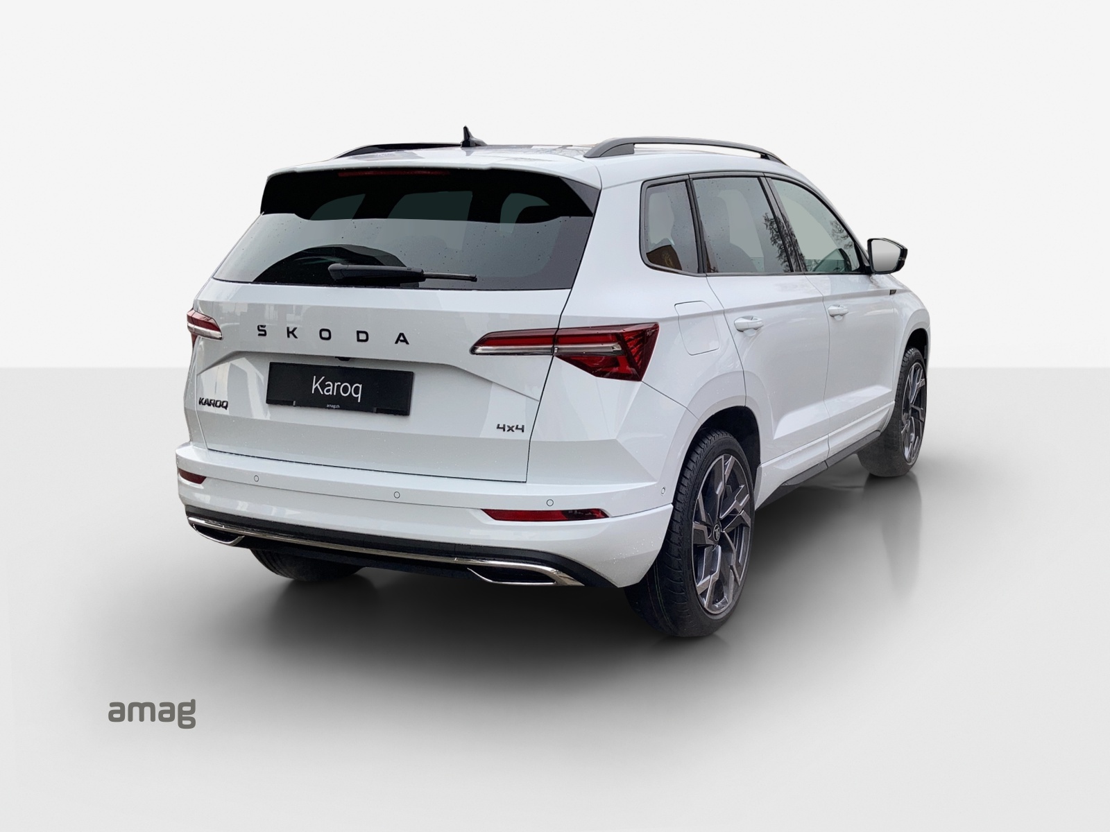 SKODA Karoq 2.0 TSI SportLine 4x4 DSG-image-4