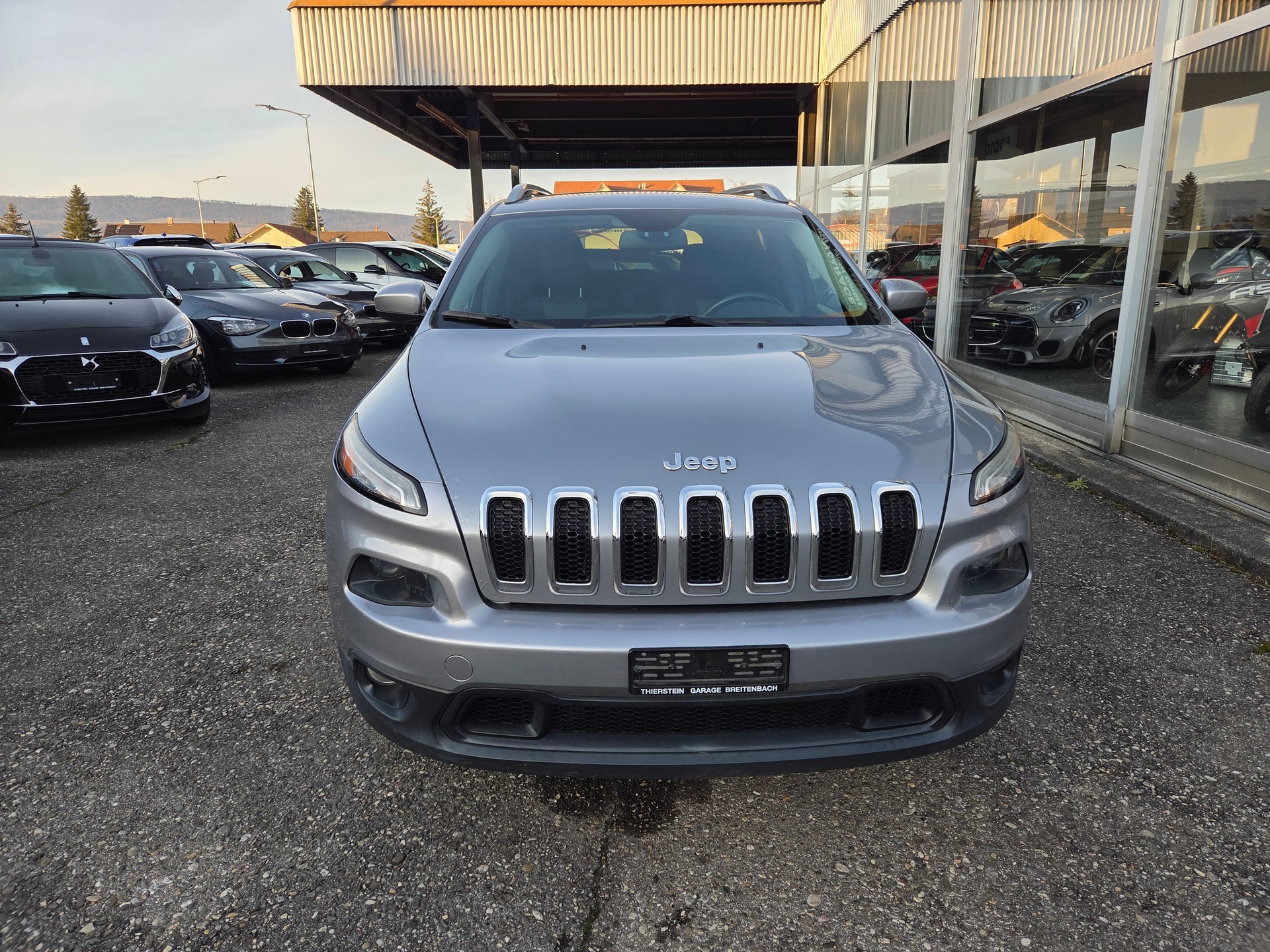 JEEP Cherokee 3.2 Limited AWD 9ATX-image-2