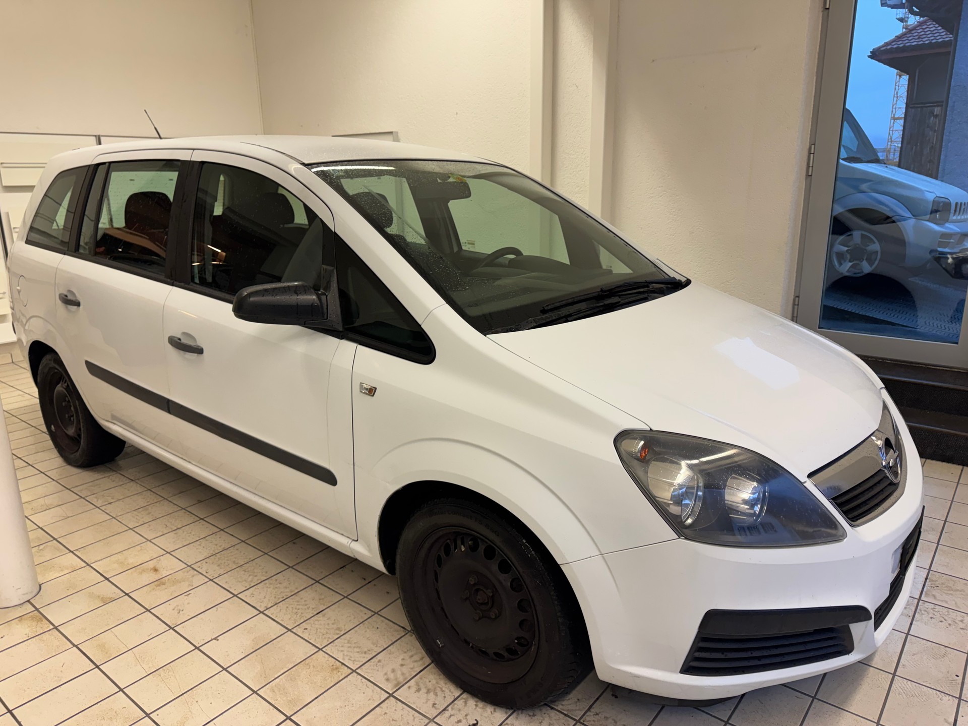 OPEL Zafira 1.9 CDTI Enjoy-image-3